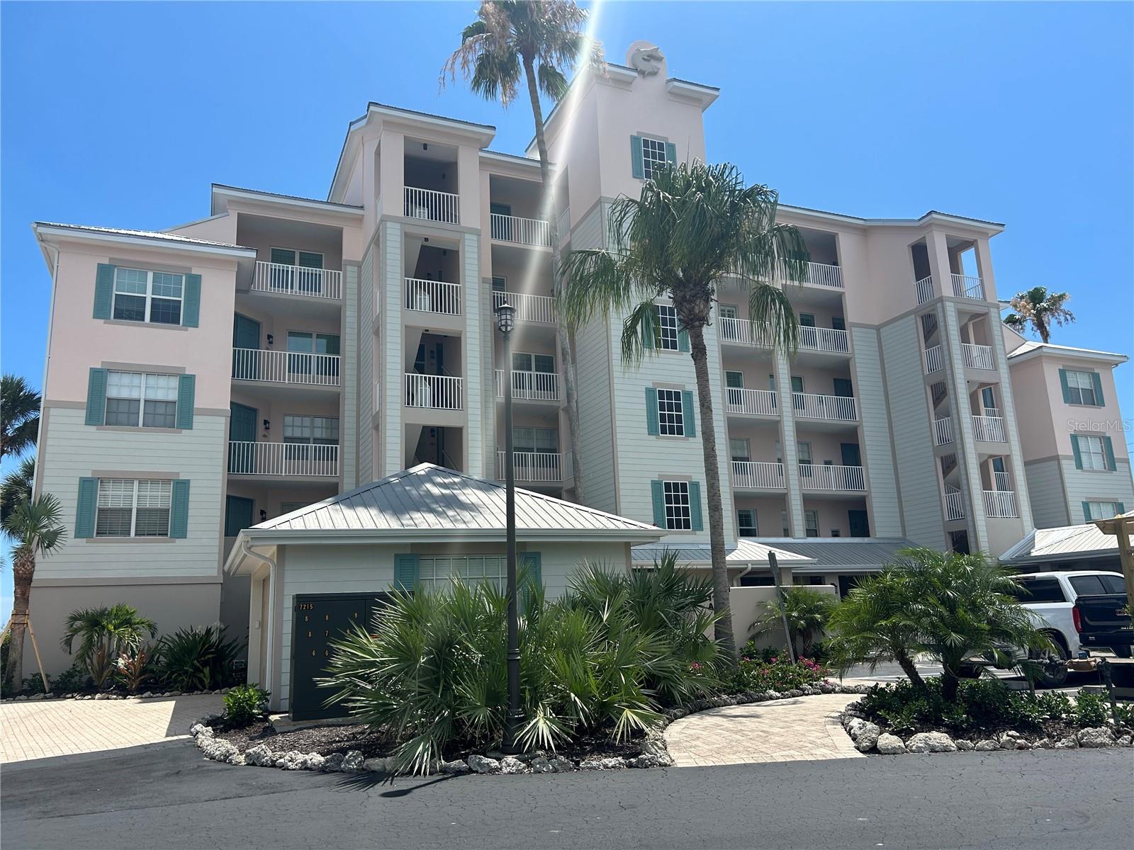 13113 Gasparilla Road 405 — photo