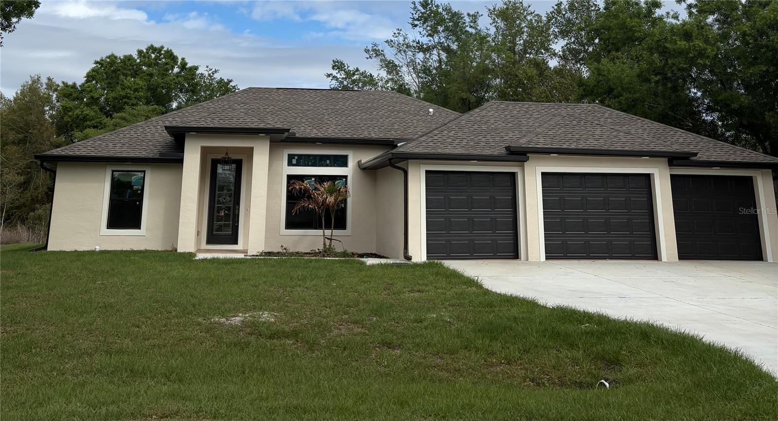 7227 Pinedale Drive — photo