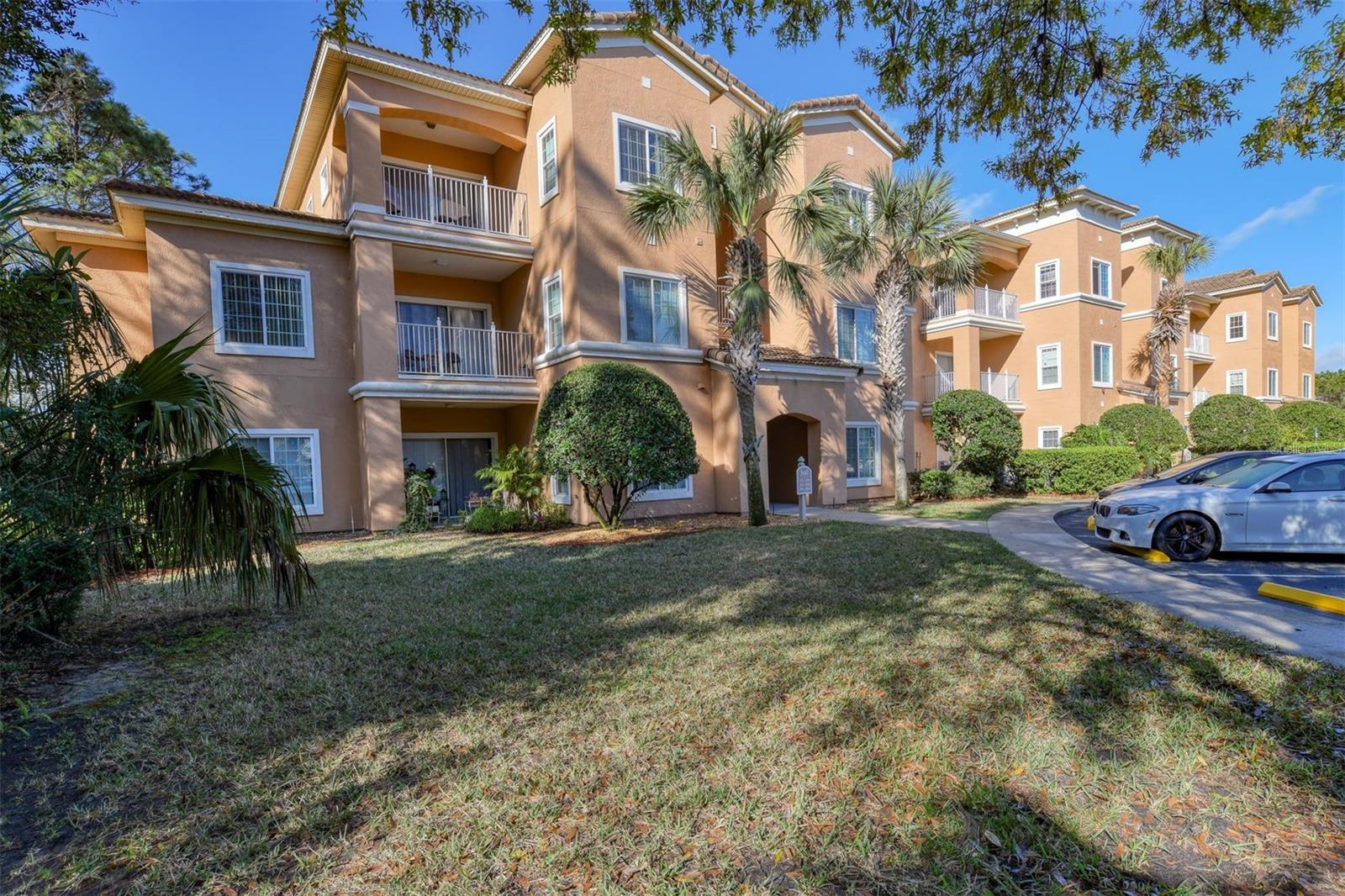 540 Florida Club Boulevard 305 — photo