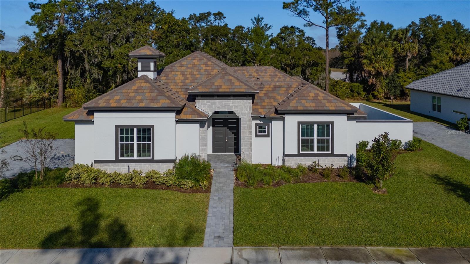 109 New Leatherwood Drive — photo