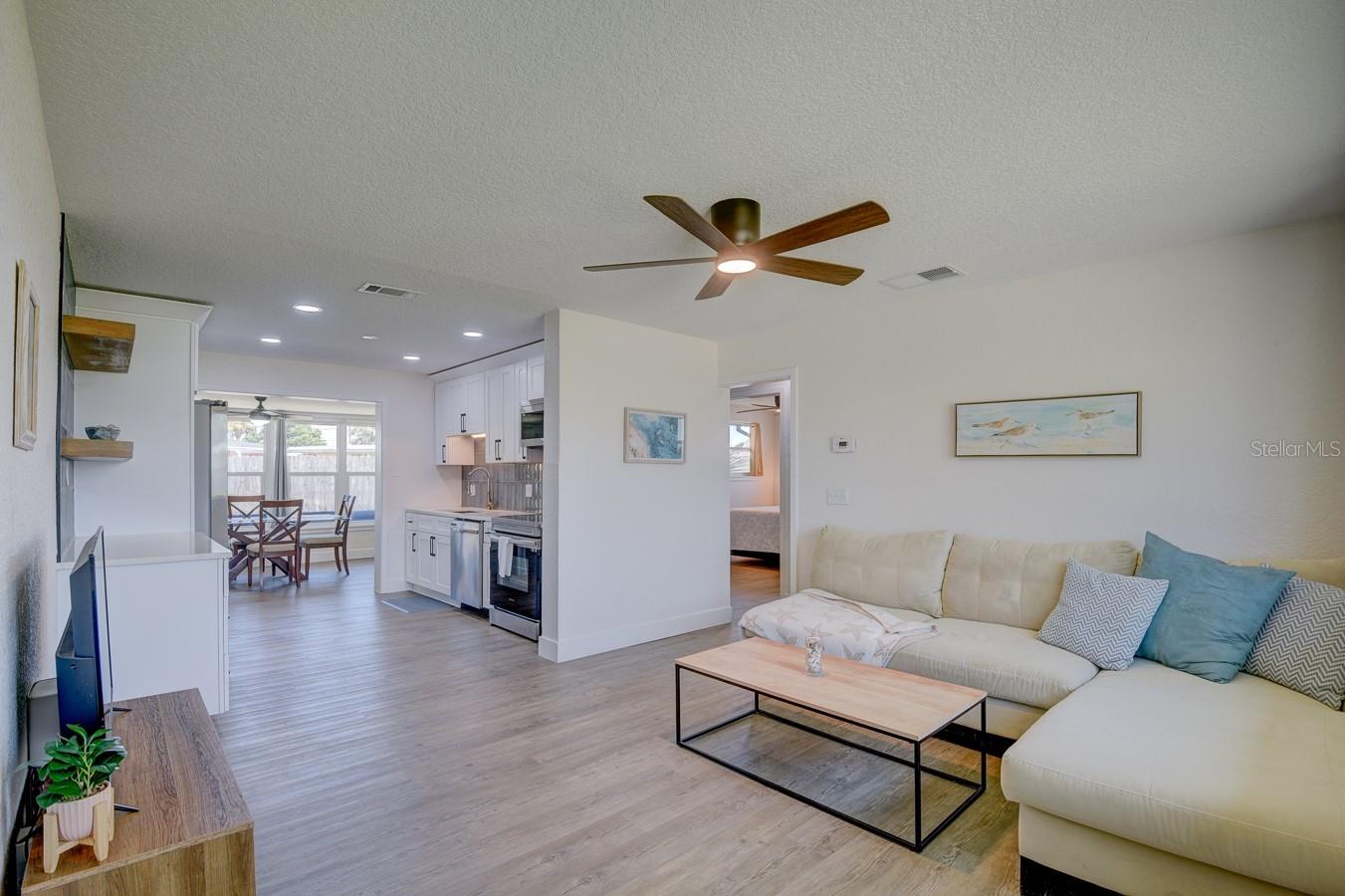 35 AZALEA DRIVE, ORMOND BEACH, FL 32176 — photo 3