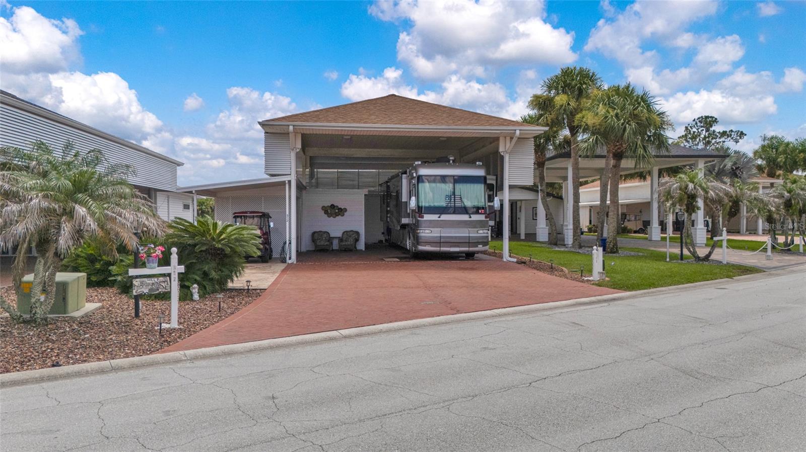 312 Club Cove Drive — photo