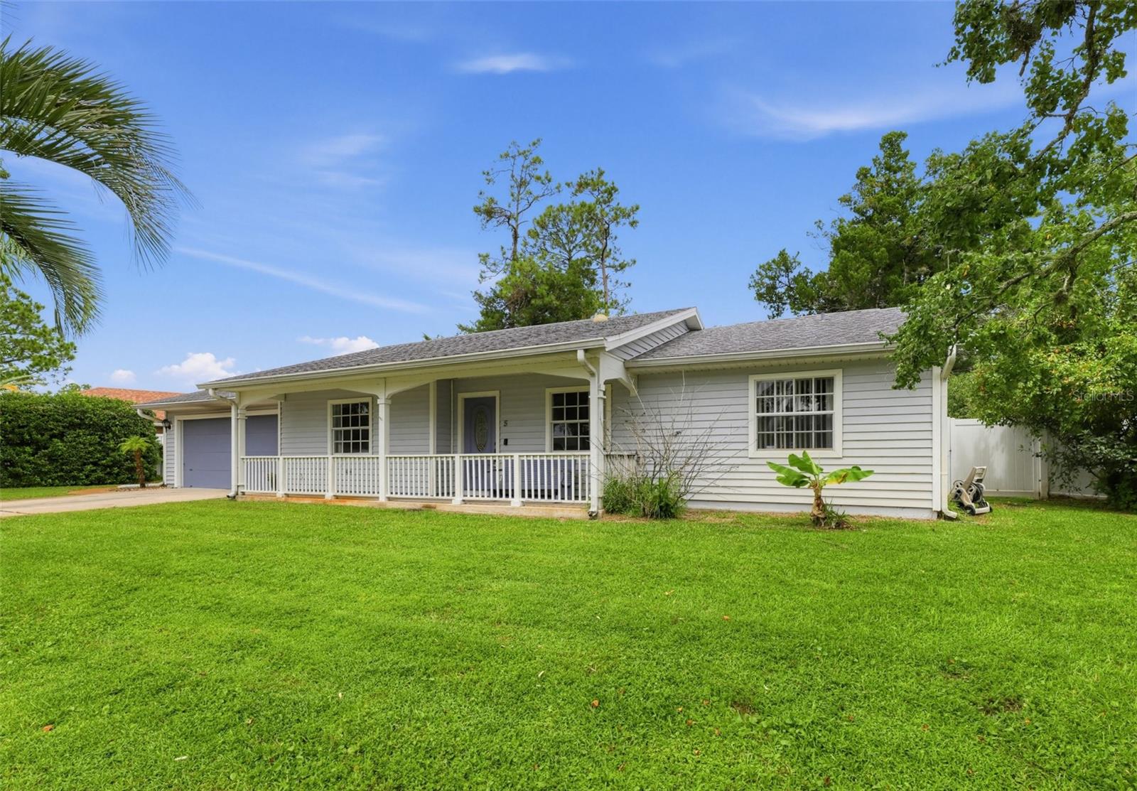 5 Banner Lane — photo