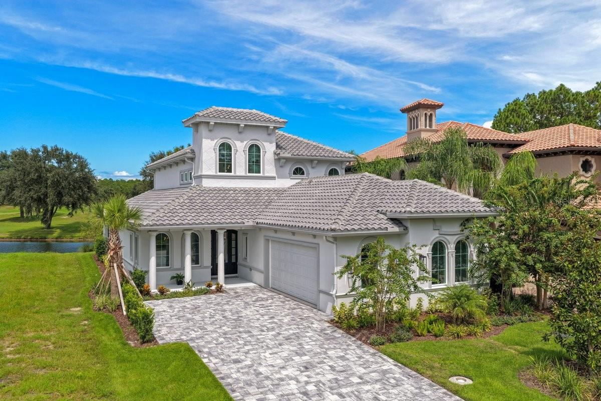 612 Mahogany Run — photo