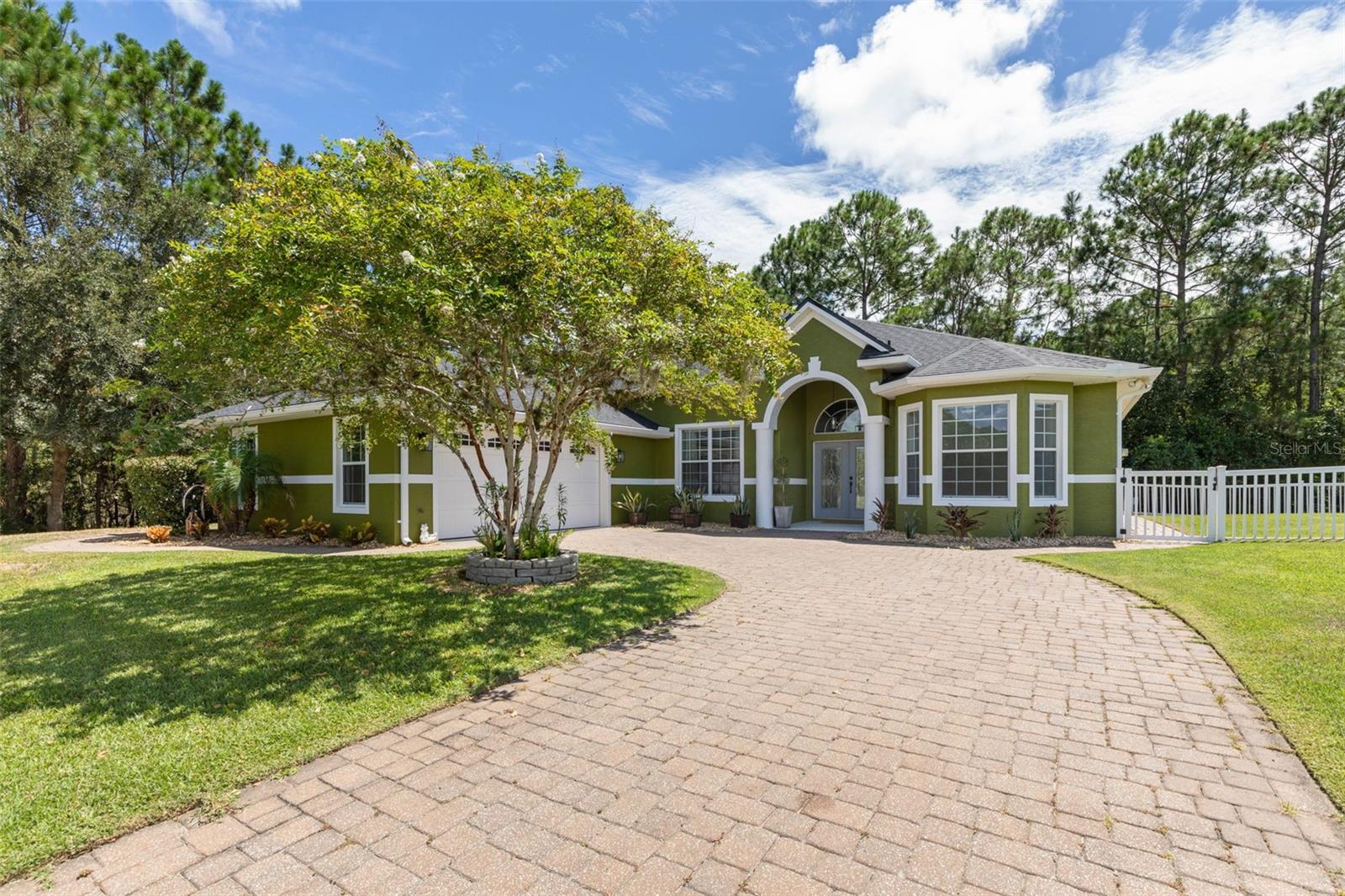 138 Fairway Court — photo