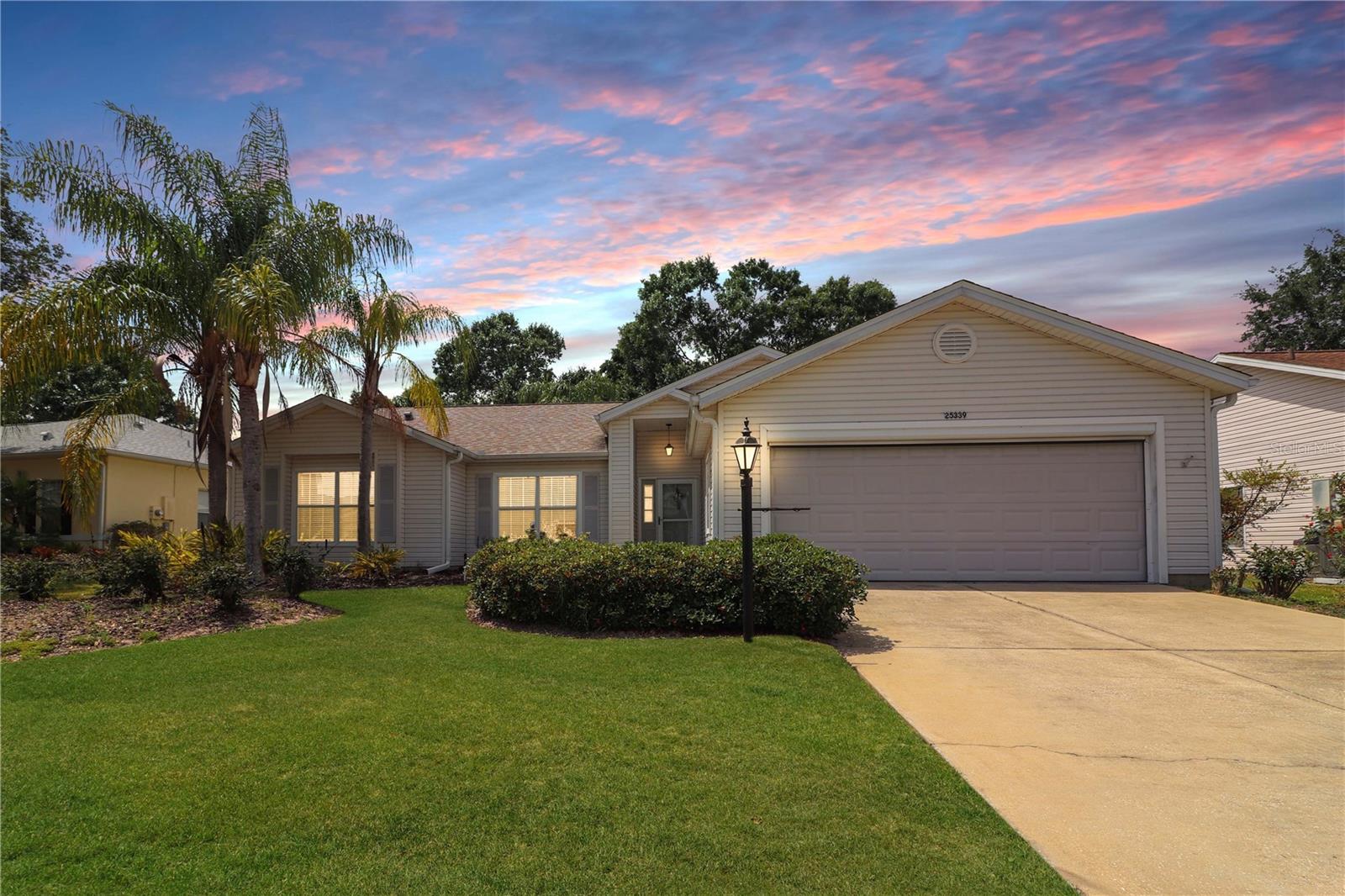 25339 Crestwater Drive — photo