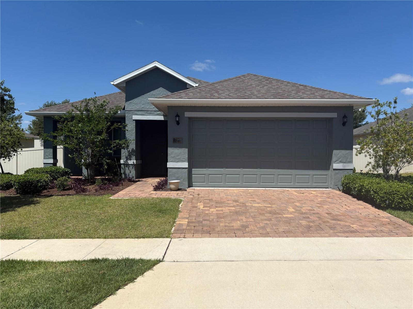 709 Calabria Way — photo