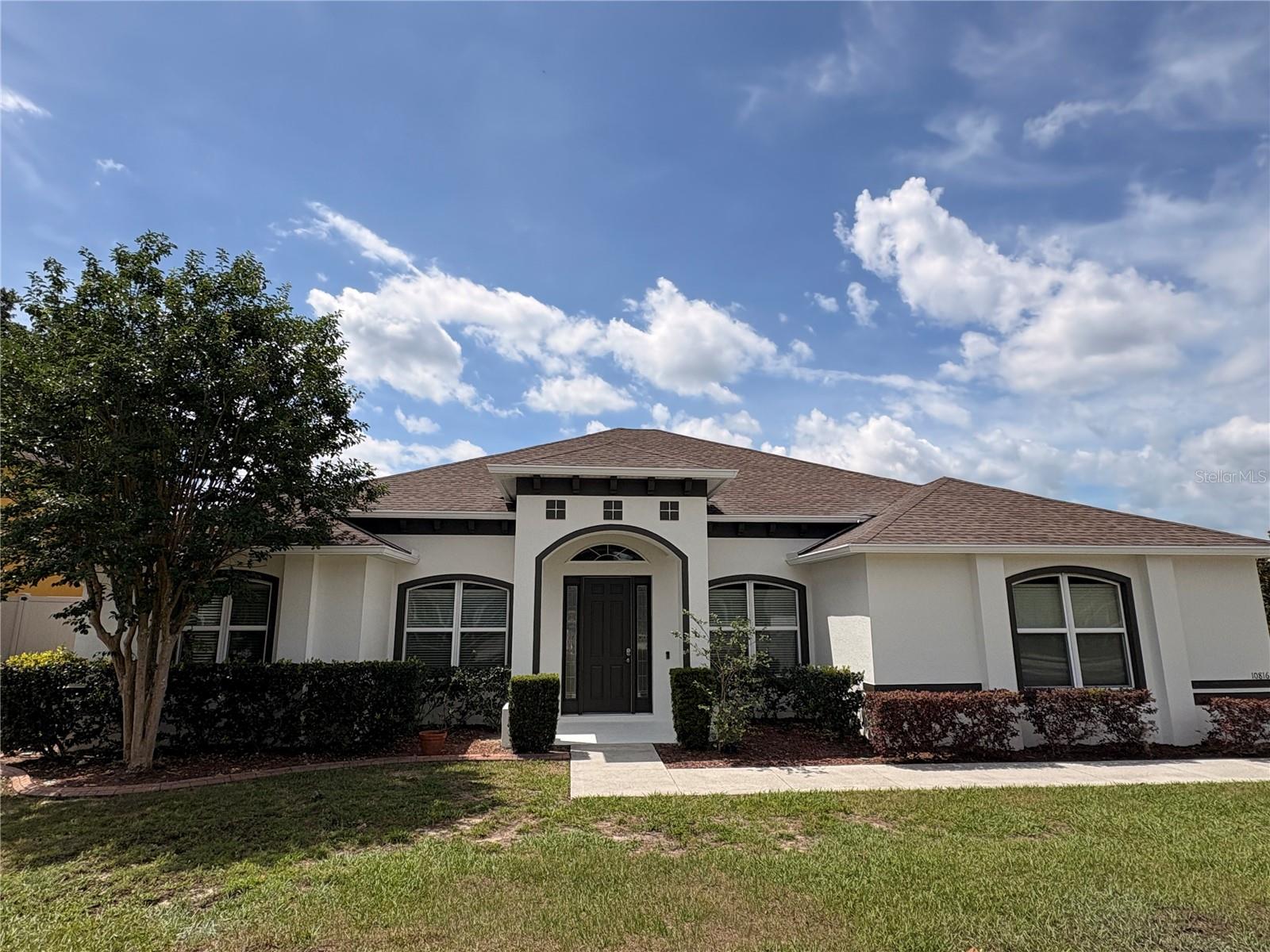 10816 Wyandotte Drive — photo