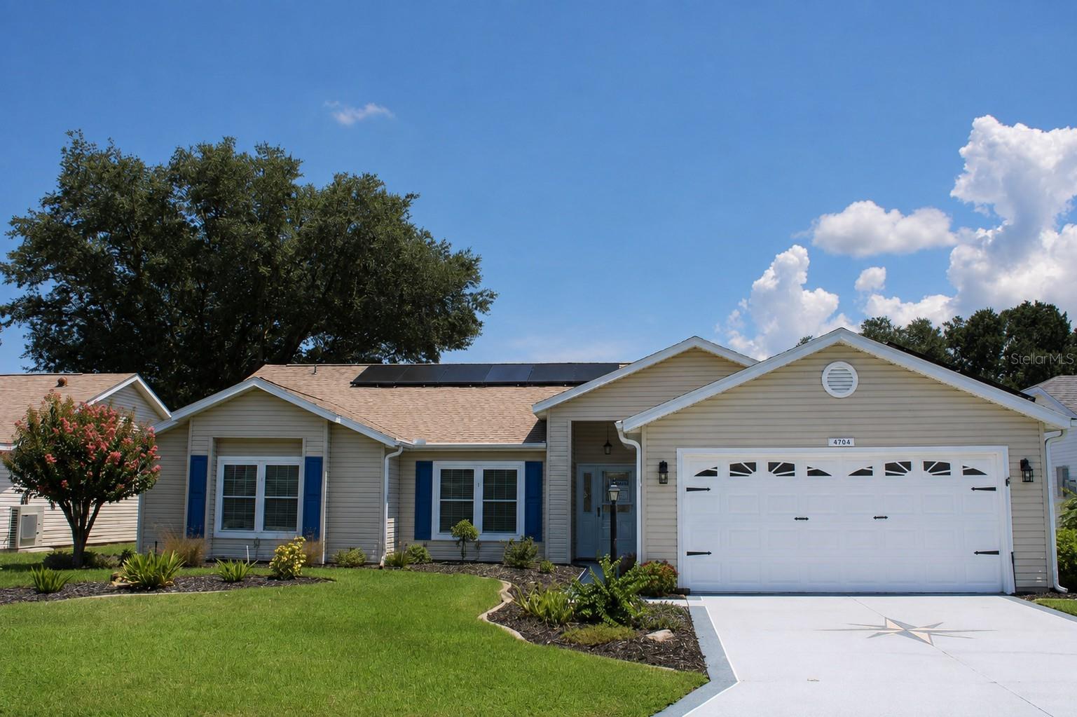 4704 River Ridge Drive — photo