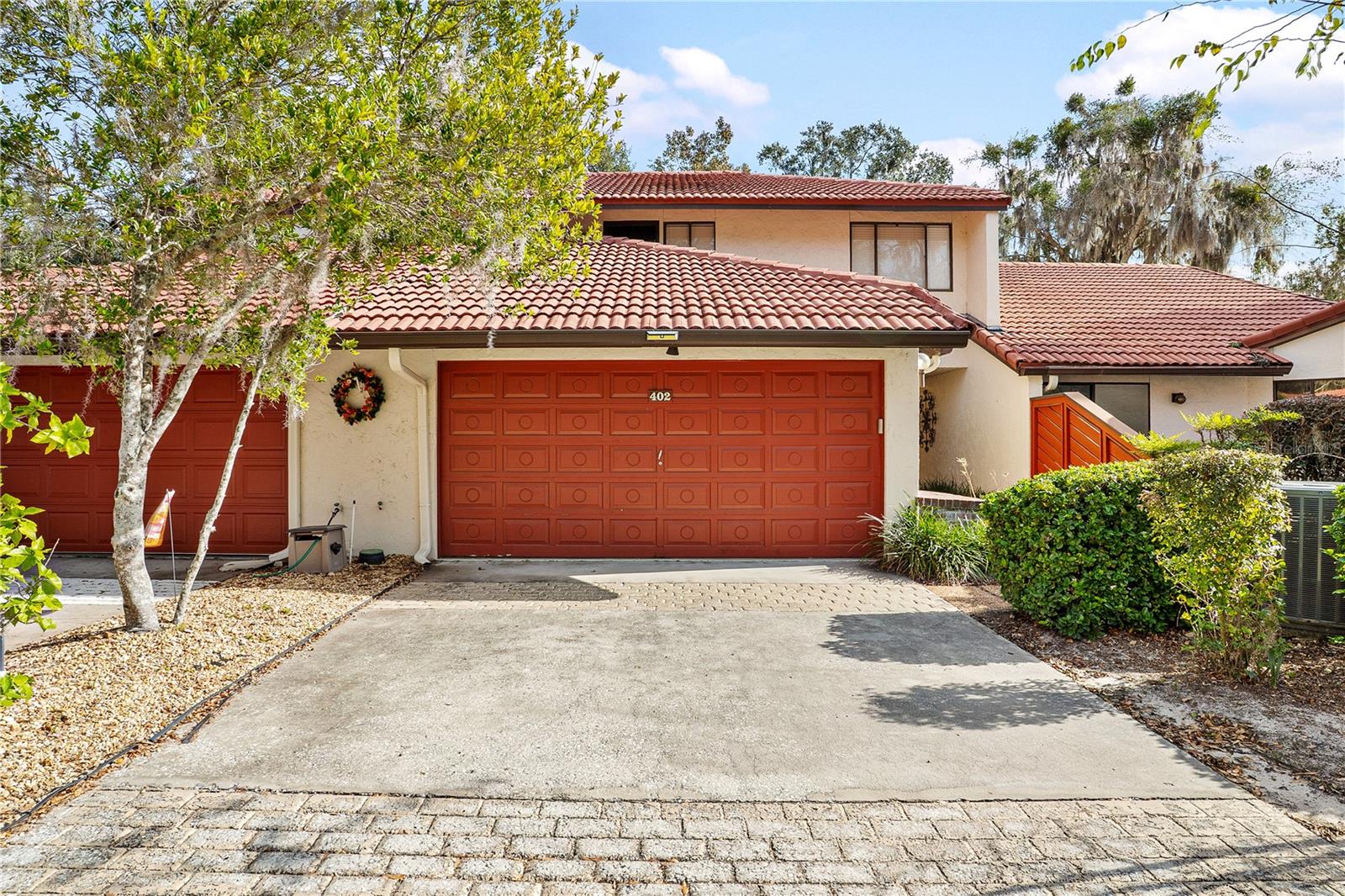 402 Clusterwood Drive — photo