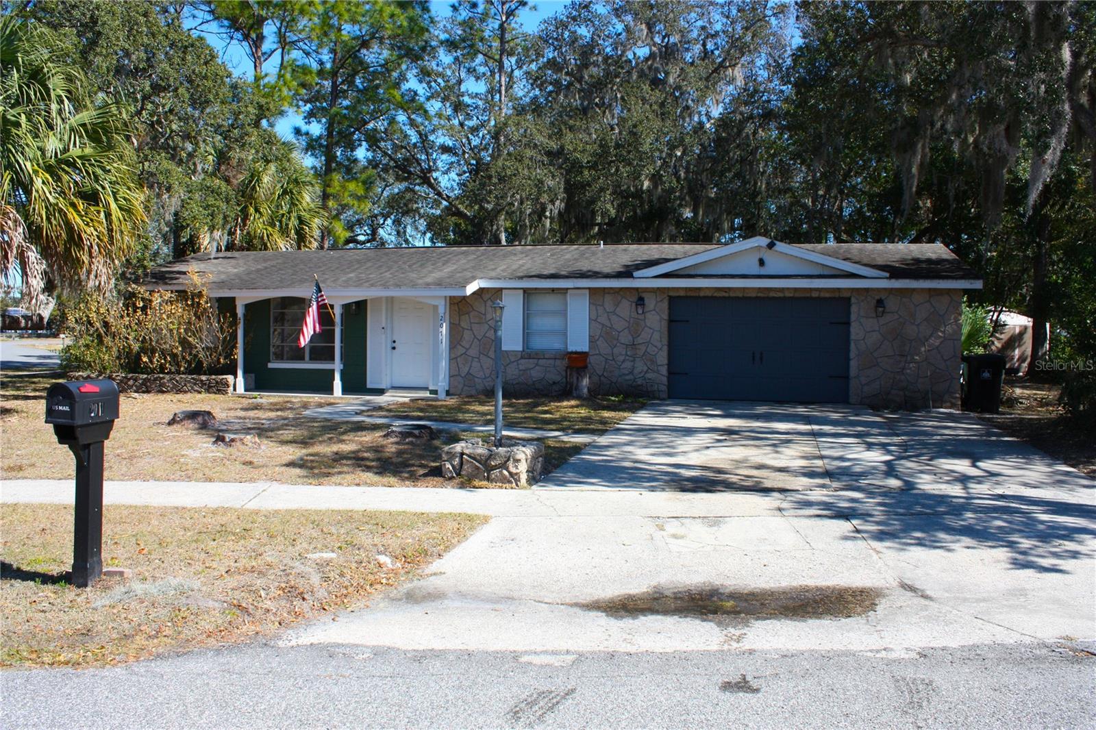 2071 Canal Road — photo