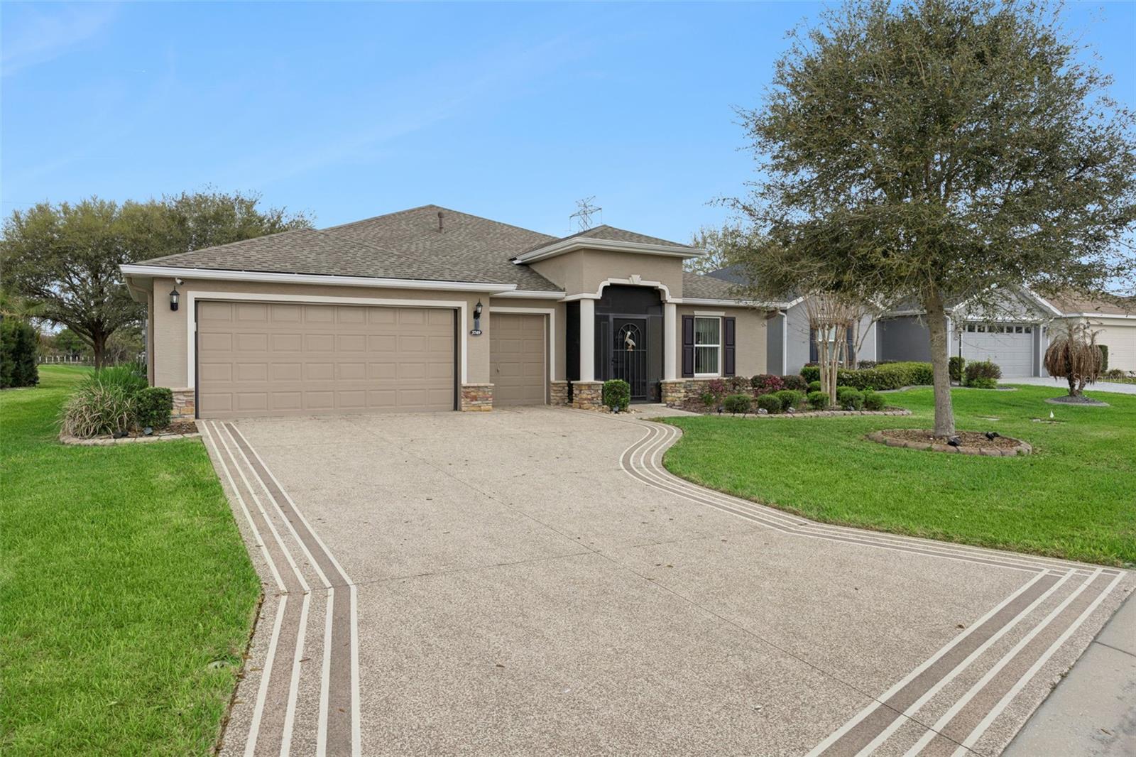 3749 Arlington Ridge Boulevard — photo