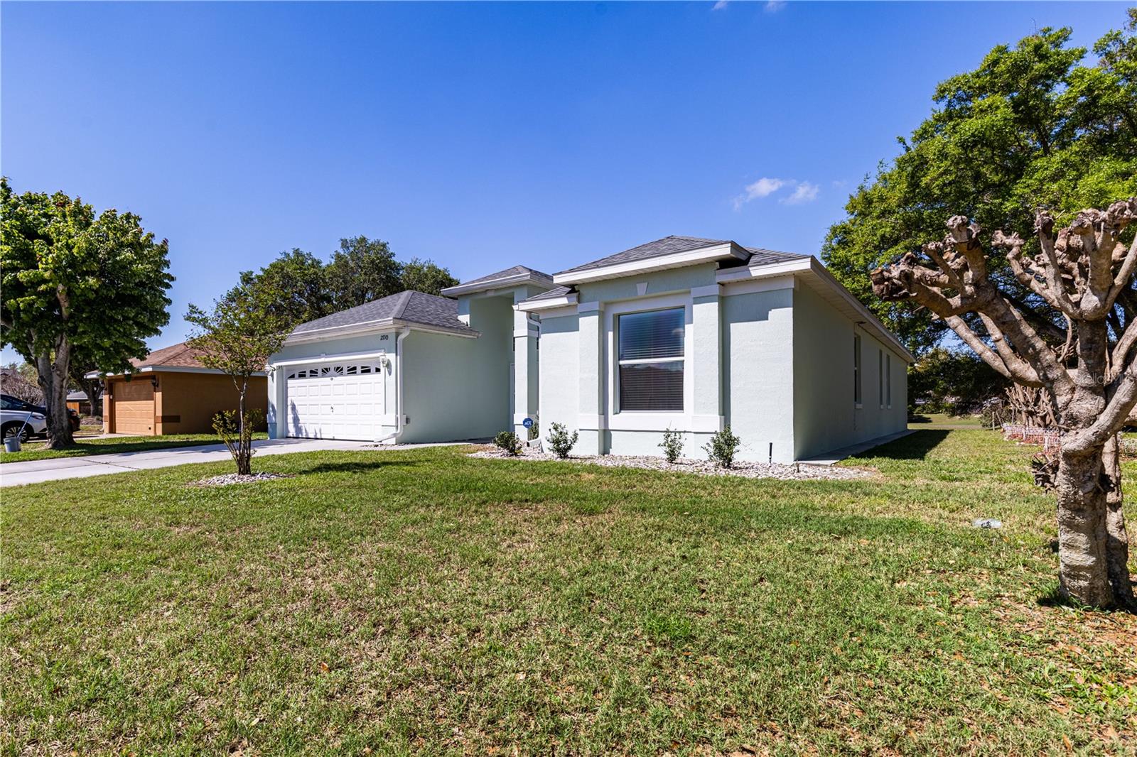 2710 Autumn Lane — photo