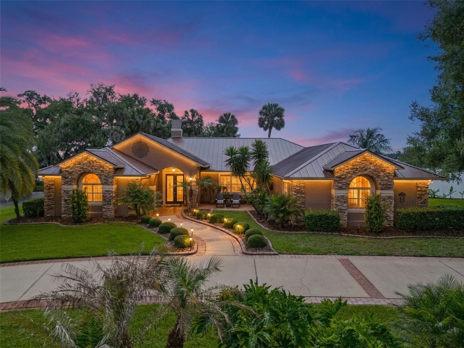 29650 Squirrel Point Road — photo