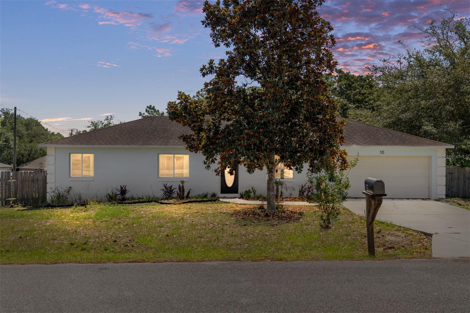 10 Pecan Radial Trace — photo