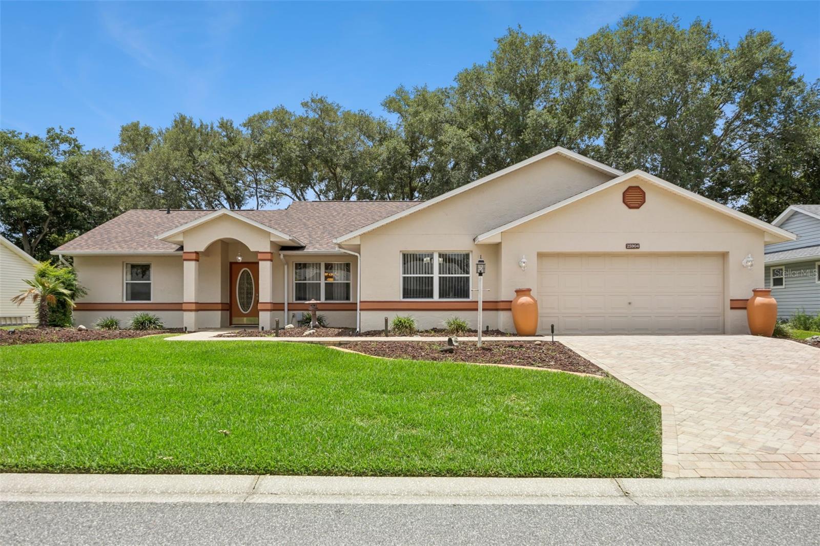 25904 Newcombe Circle — photo