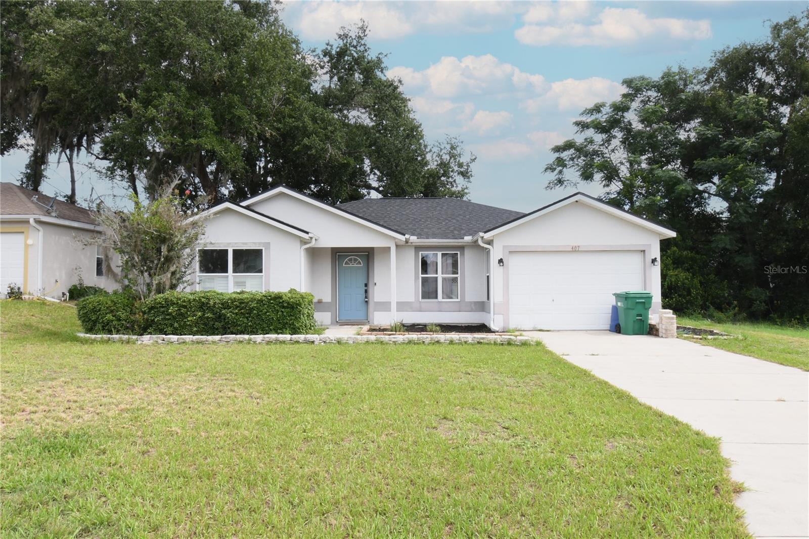 407 Cierra Oaks Circle — photo