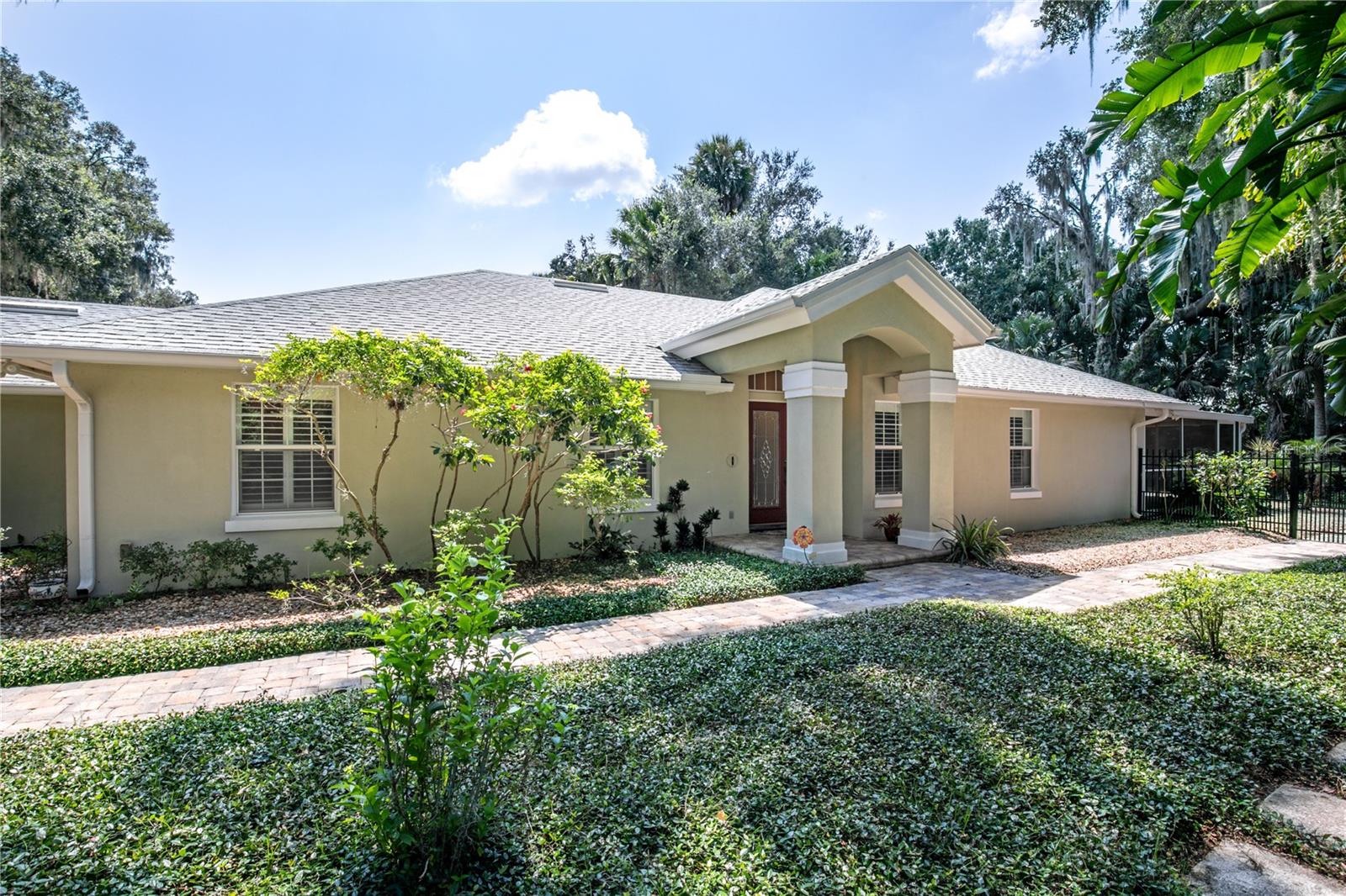 16720 Beauclaire Ct — photo