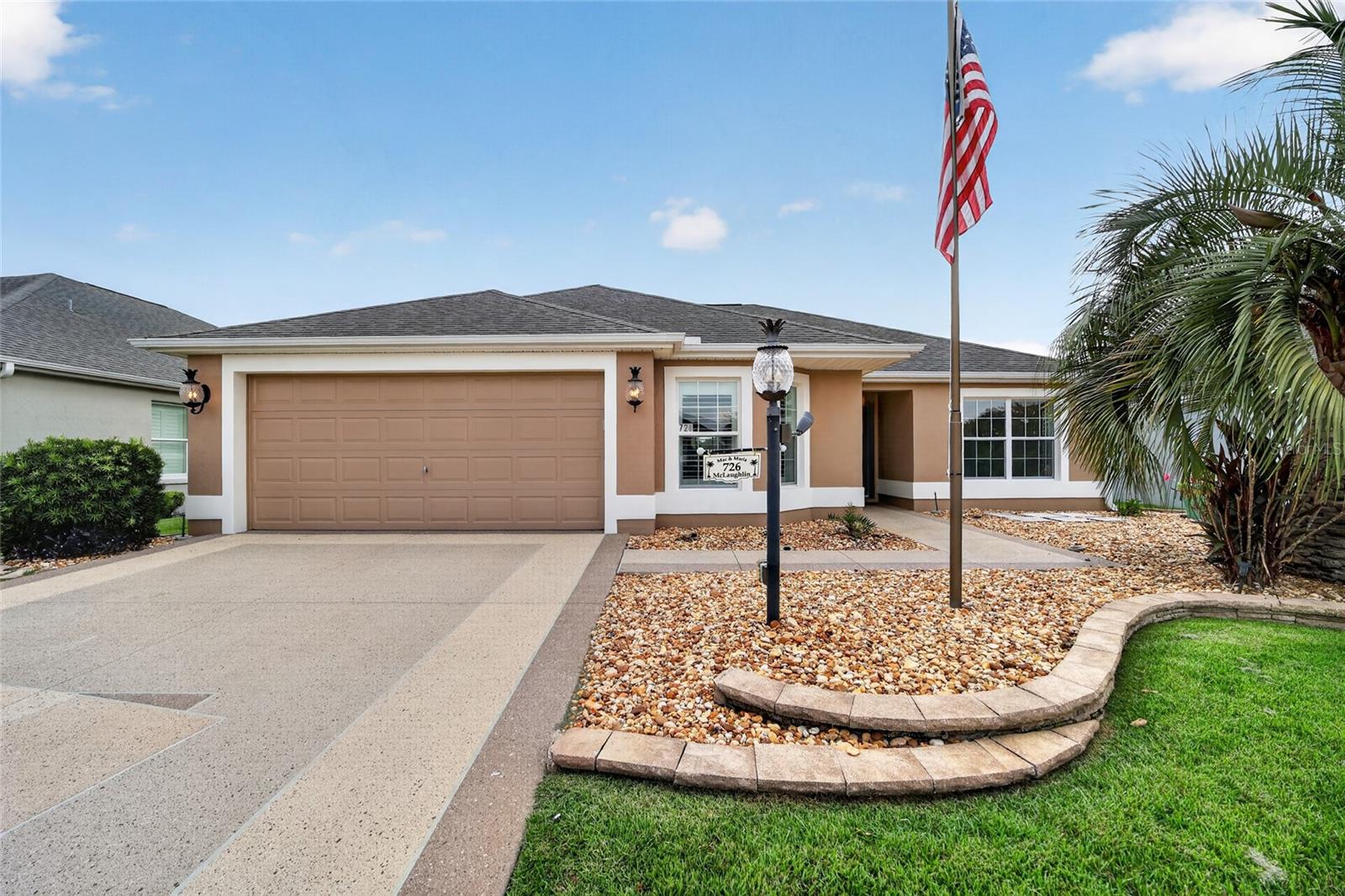 726 Bradford Loop — photo