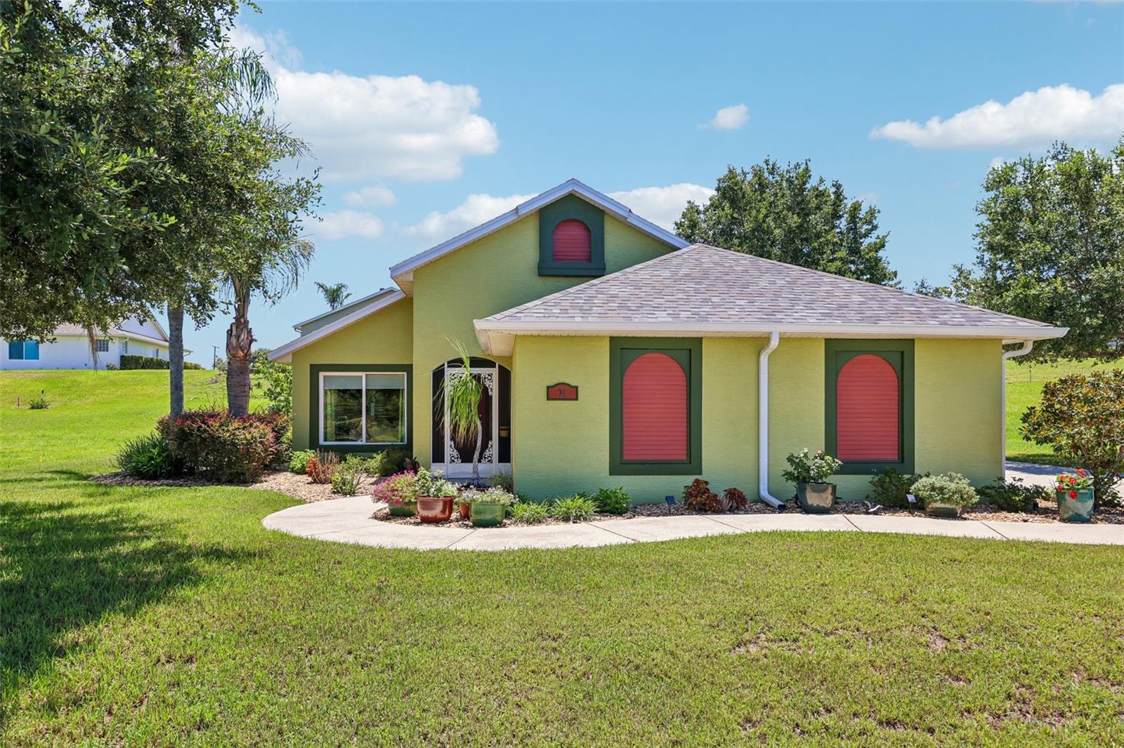 76 Fairway Circle — photo