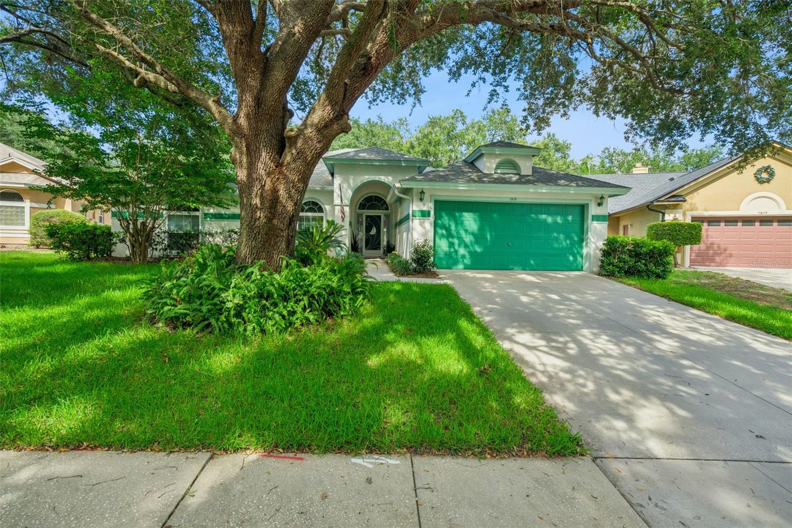 1515 Acropolis Circle — photo