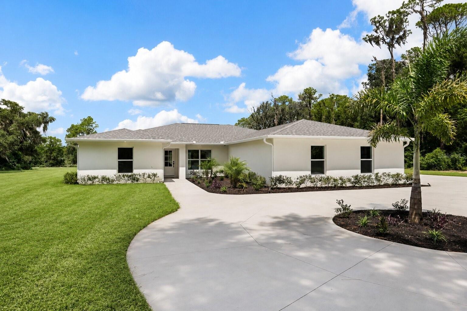 39251 County Road 439 — photo