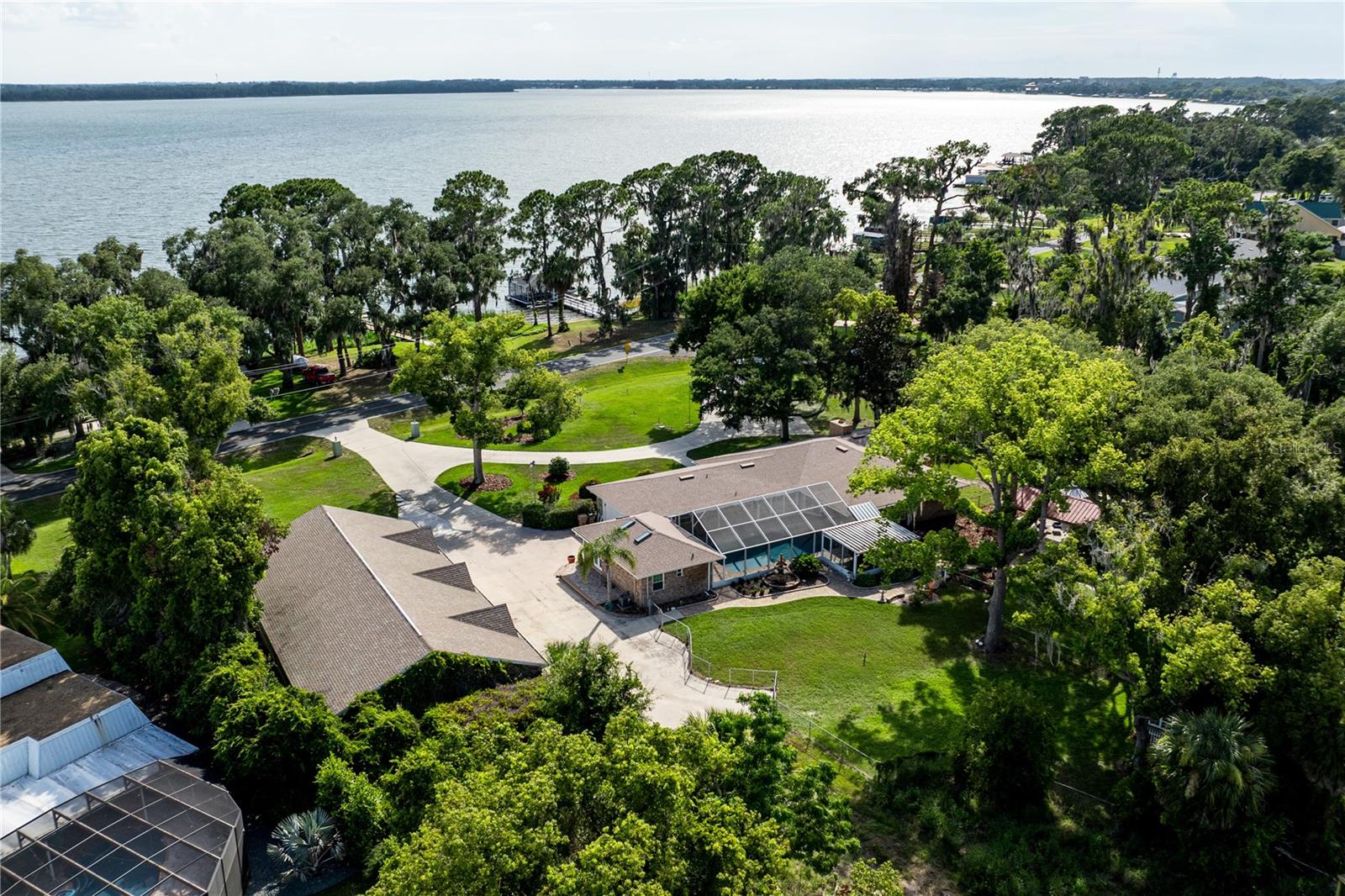 32834 Lakeshore Drive — photo