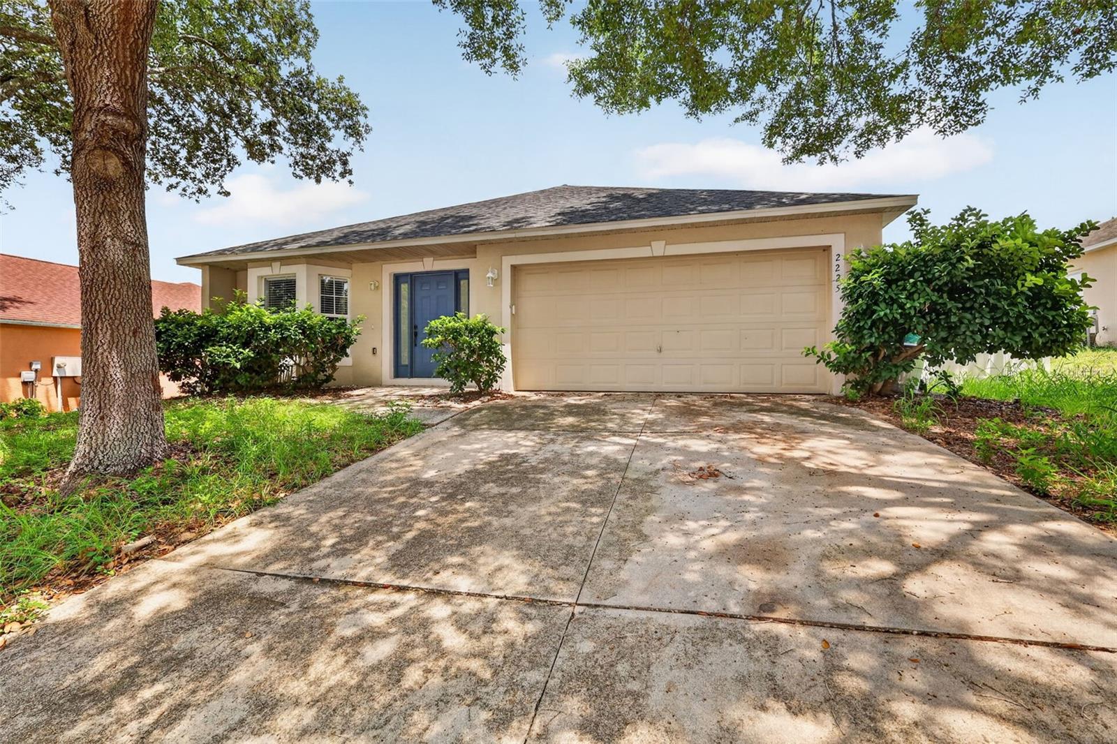 2225 Sandridge Circle — photo