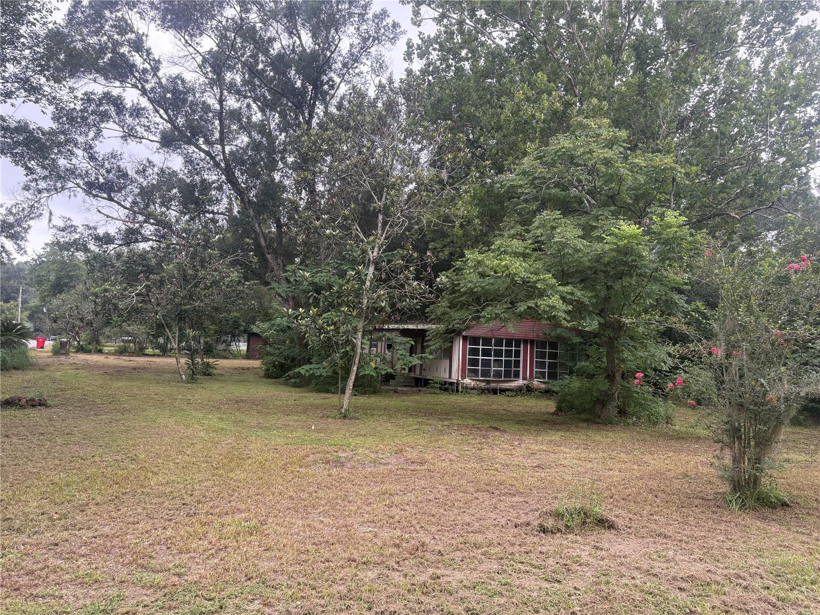 9200 CR 205B — photo