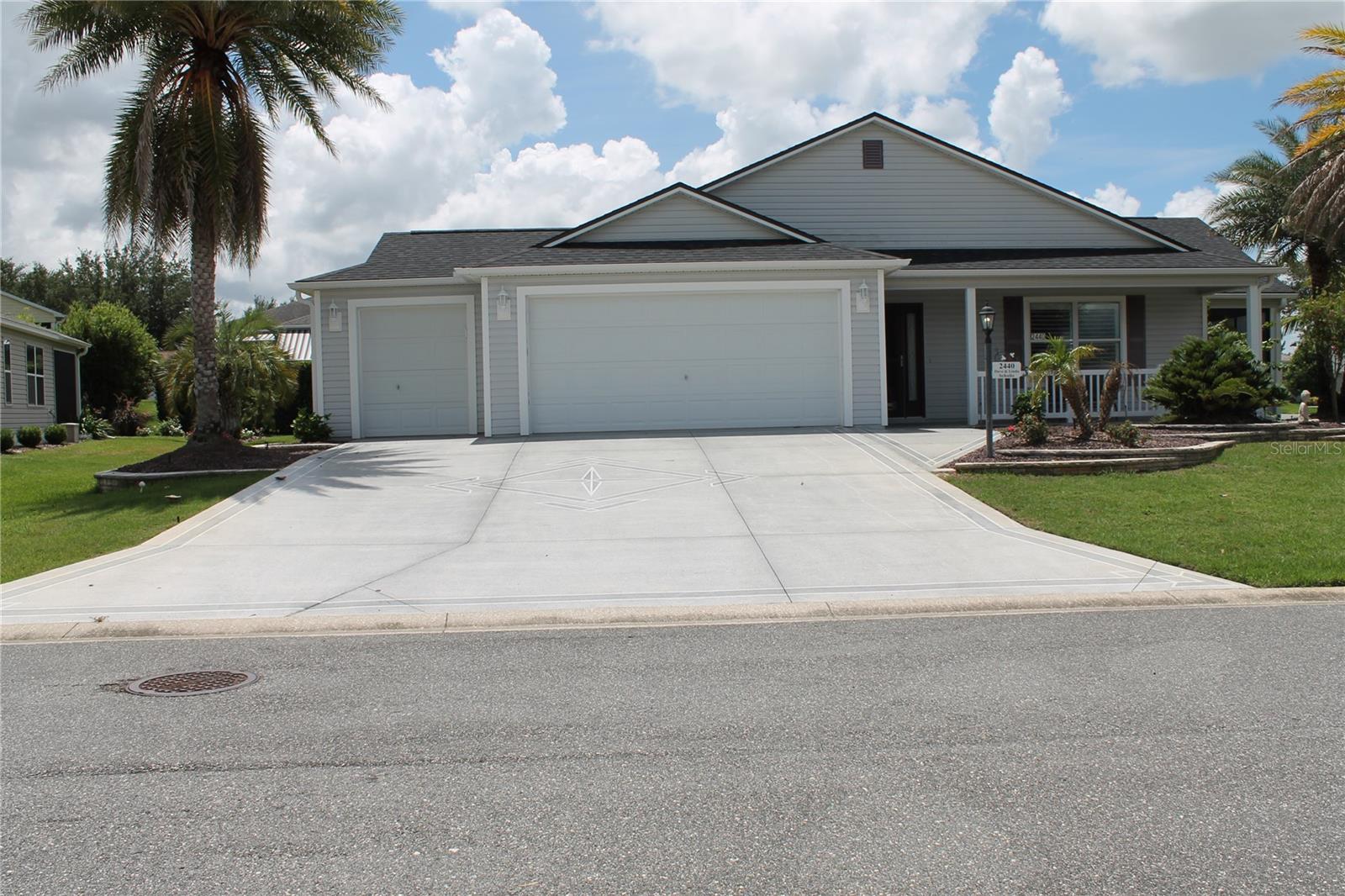 2440 Kate Hill Street — photo