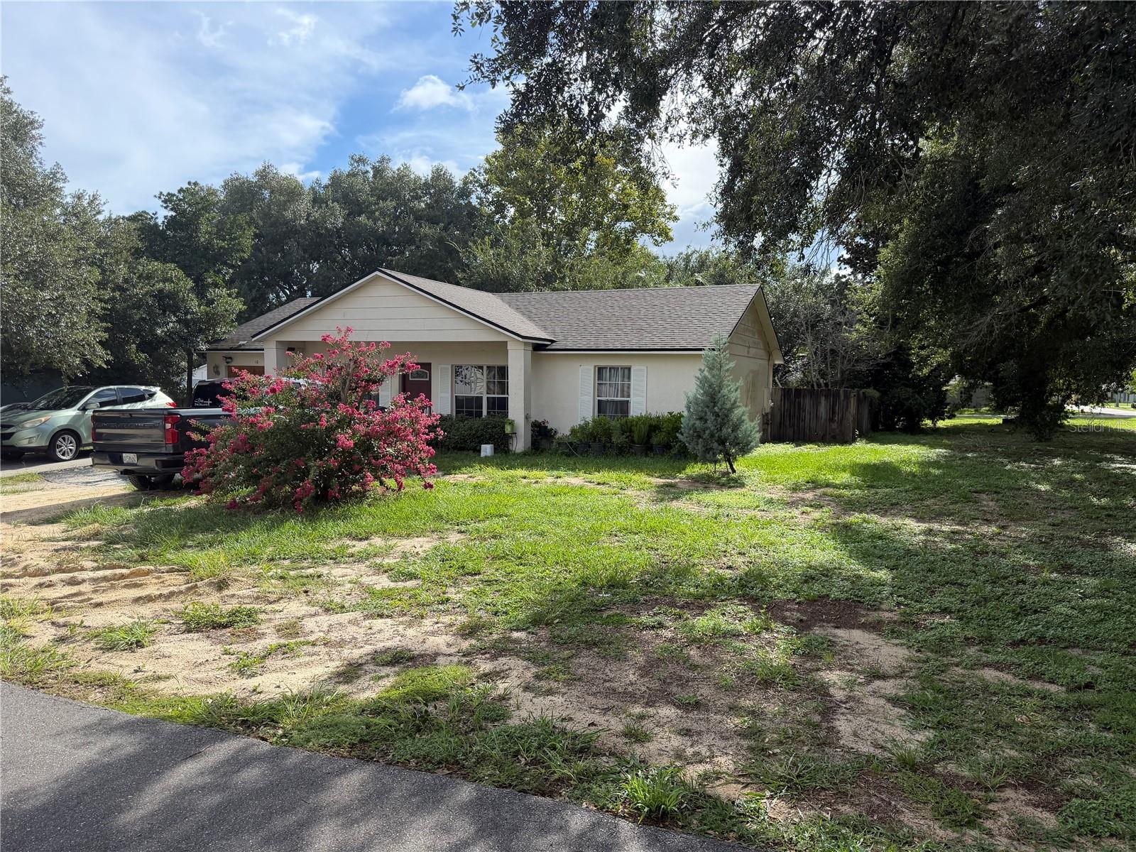 10 Berry Drive — photo