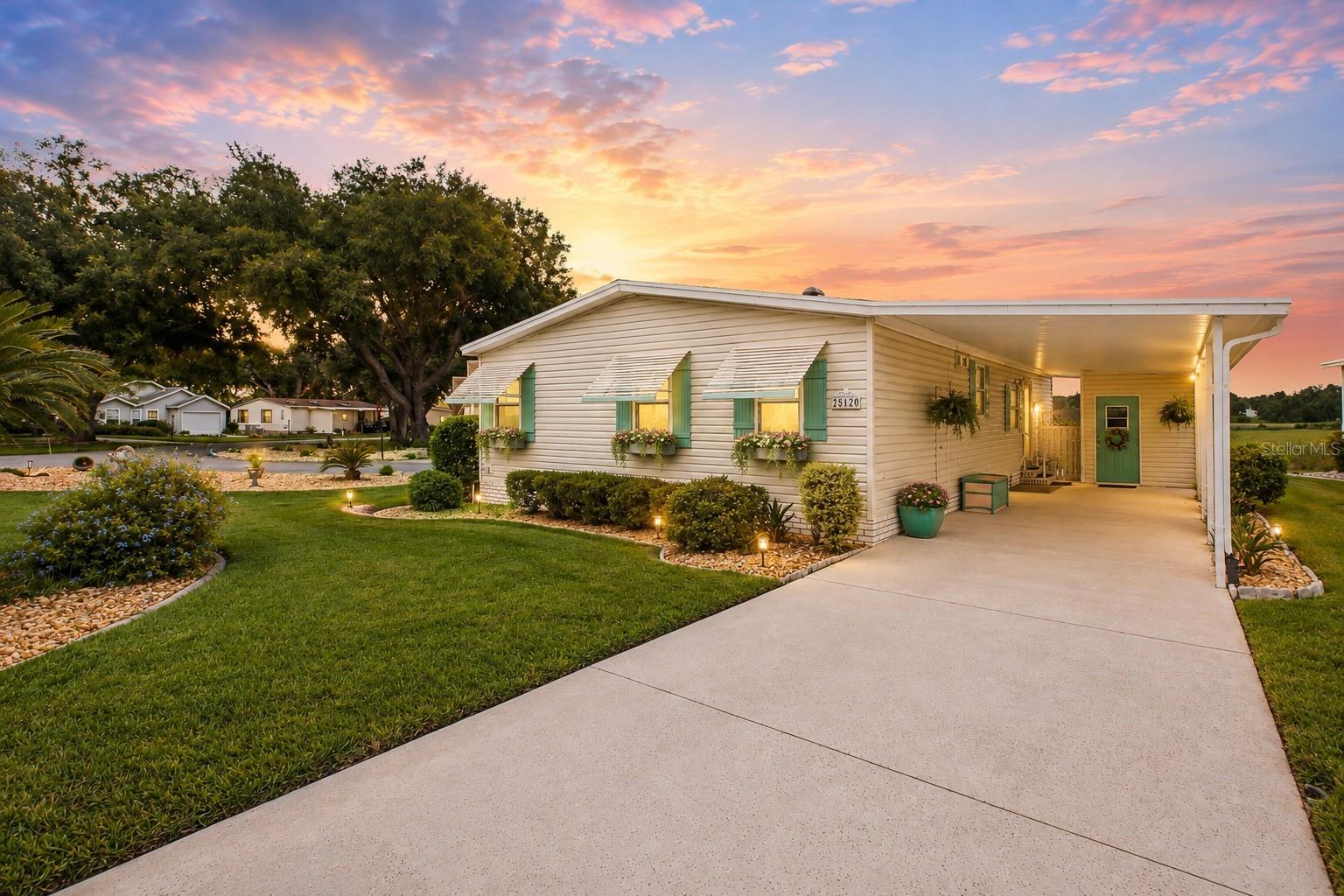25120 Clifford Hill — photo