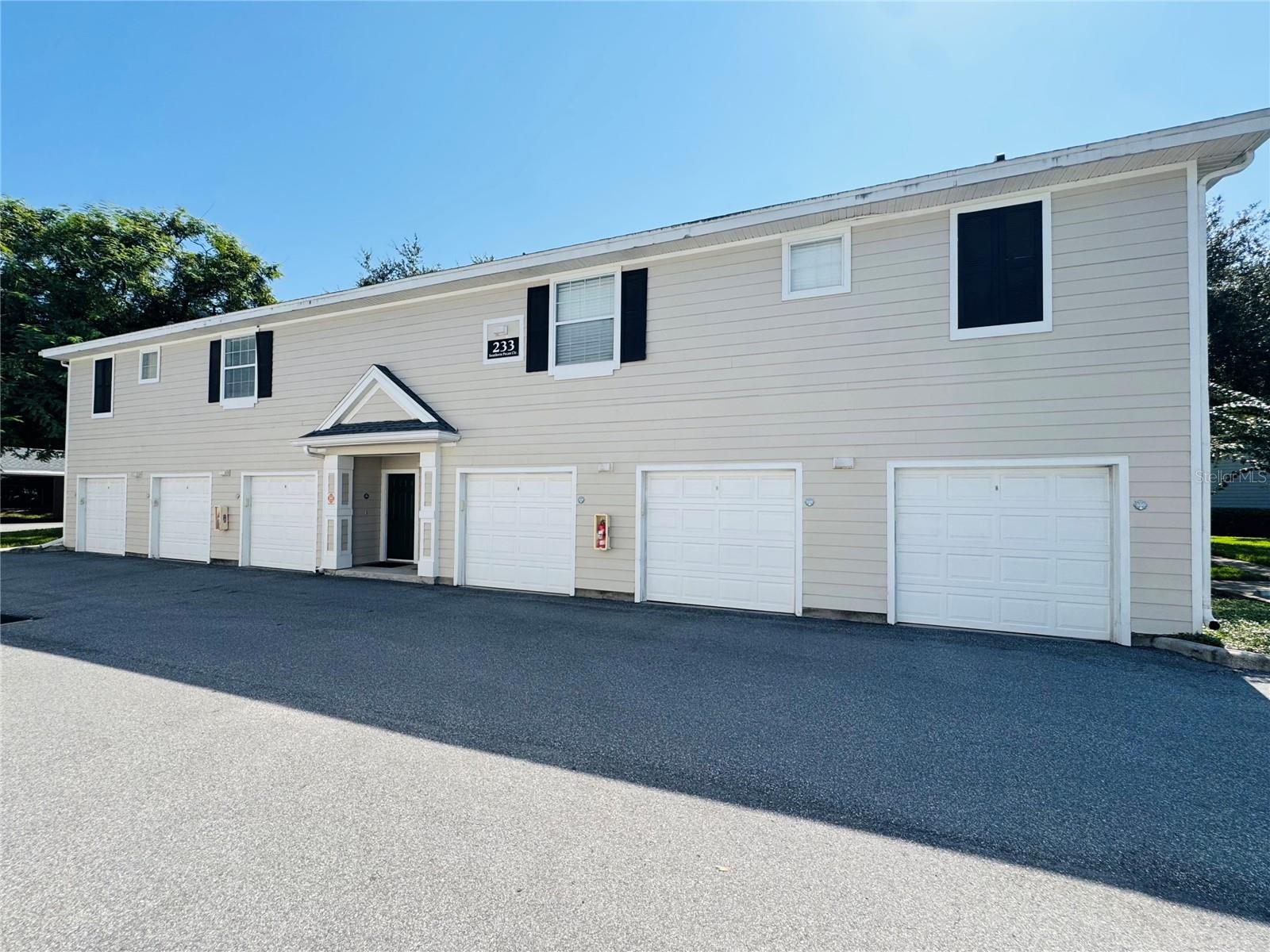 233 Southern Pecan Circle 101 — photo