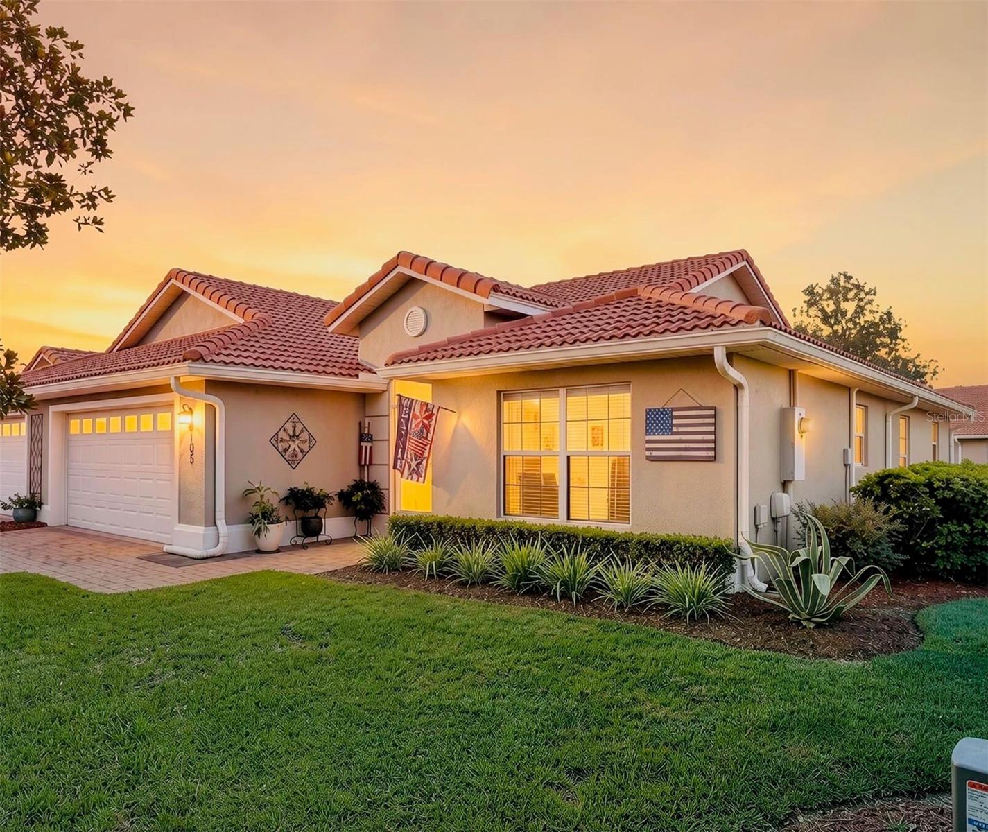 5105 Harbour Drive — photo