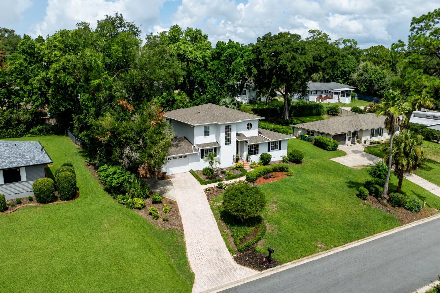 1405 Hilltop Drive — photo