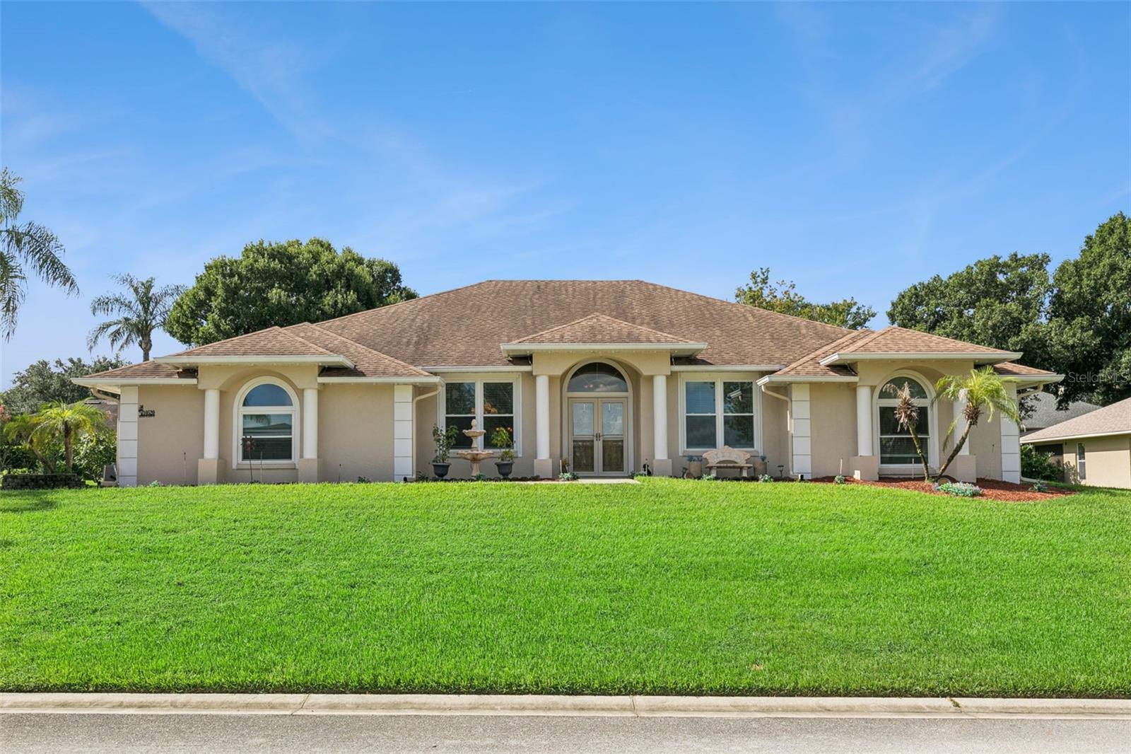 10520 Jardim de Largo Street — photo