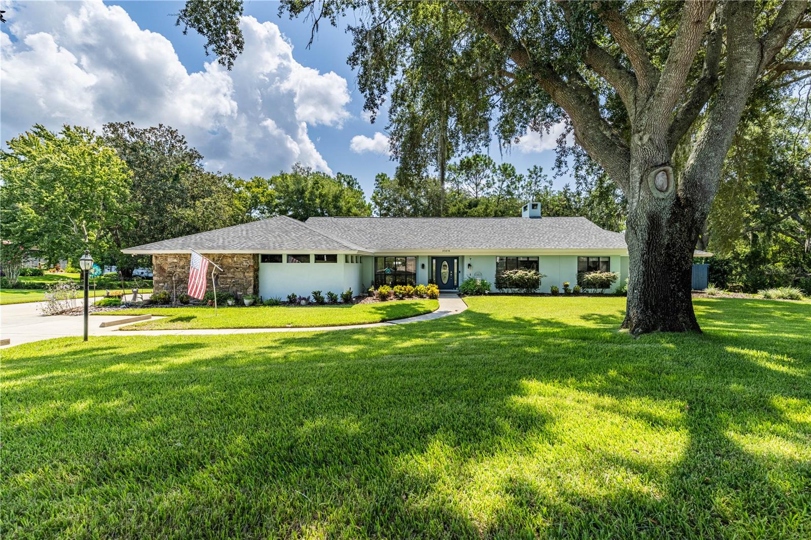33816 Spring Drive — photo