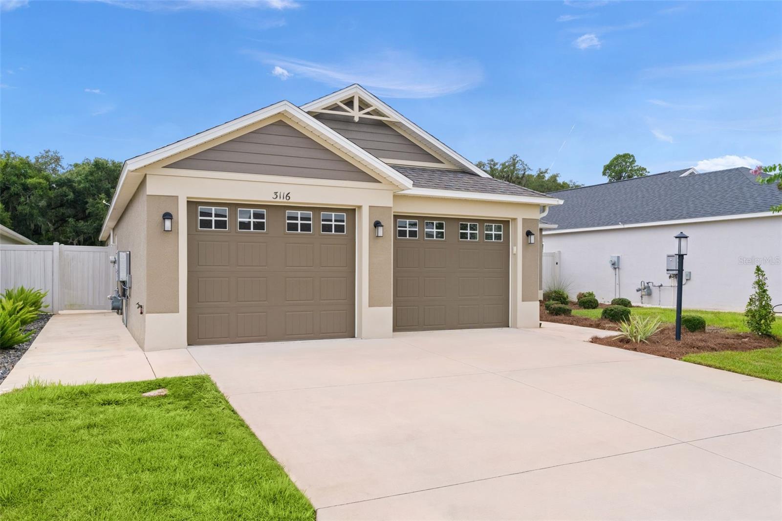 3116 Monument Way — photo