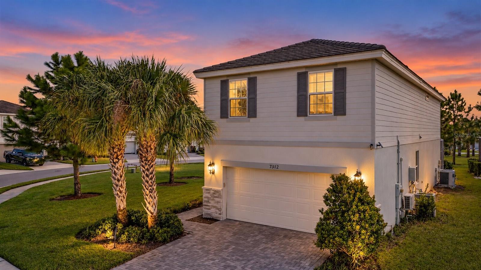 7312 Oakmoss Loop — photo