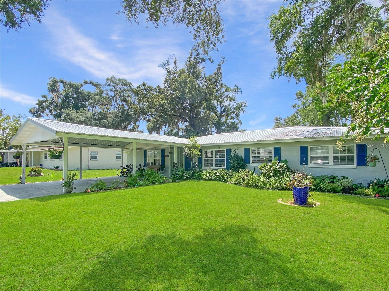 228 SE Oak Hill Street — photo