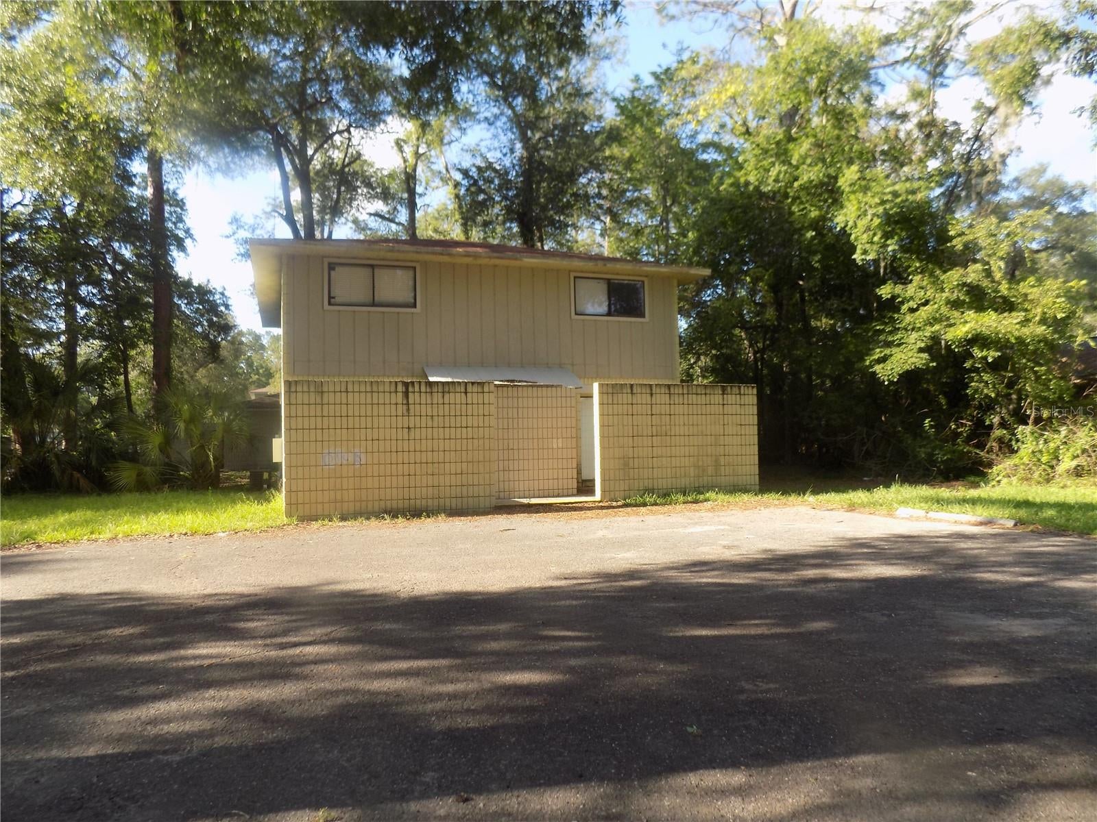 713 SW 69 Street — photo