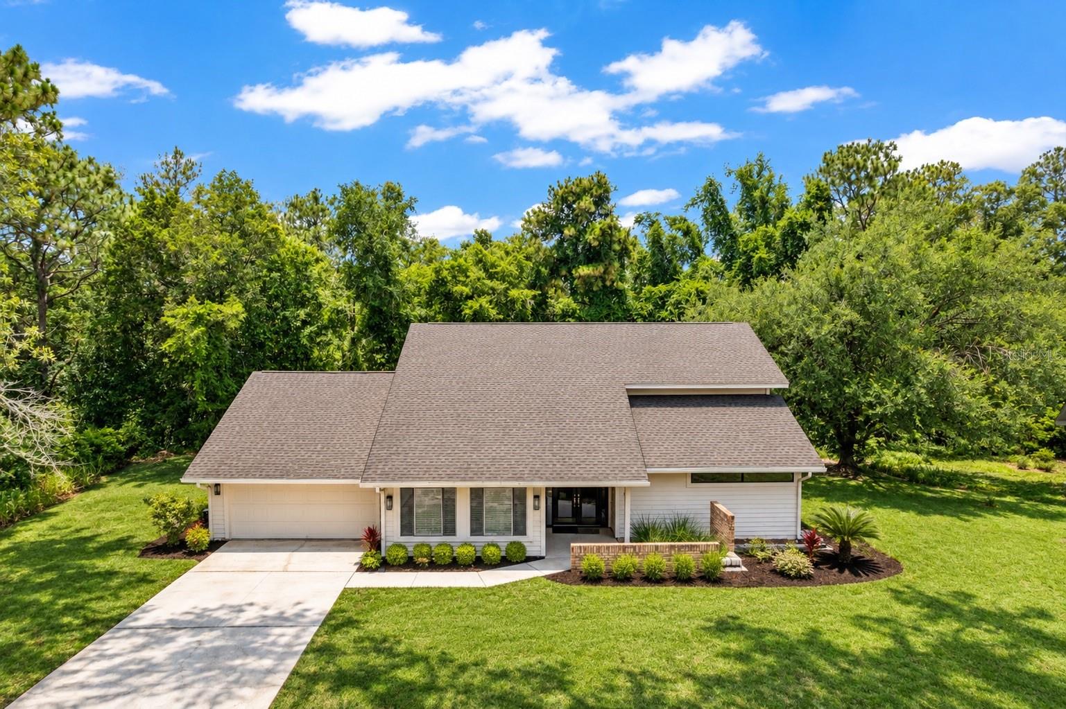 10 Sycamore Court S — photo