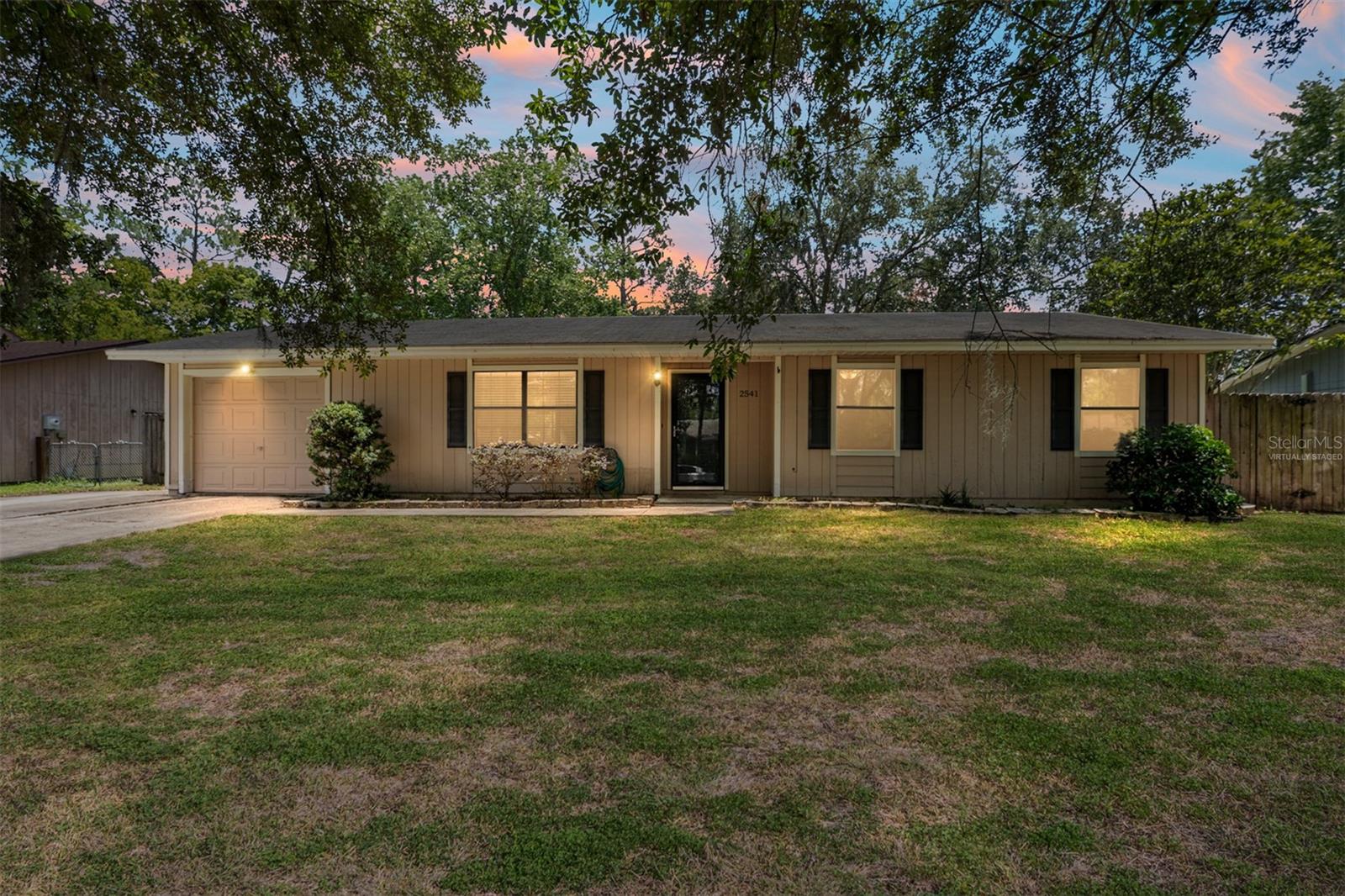 2541 NW 52nd Place — photo