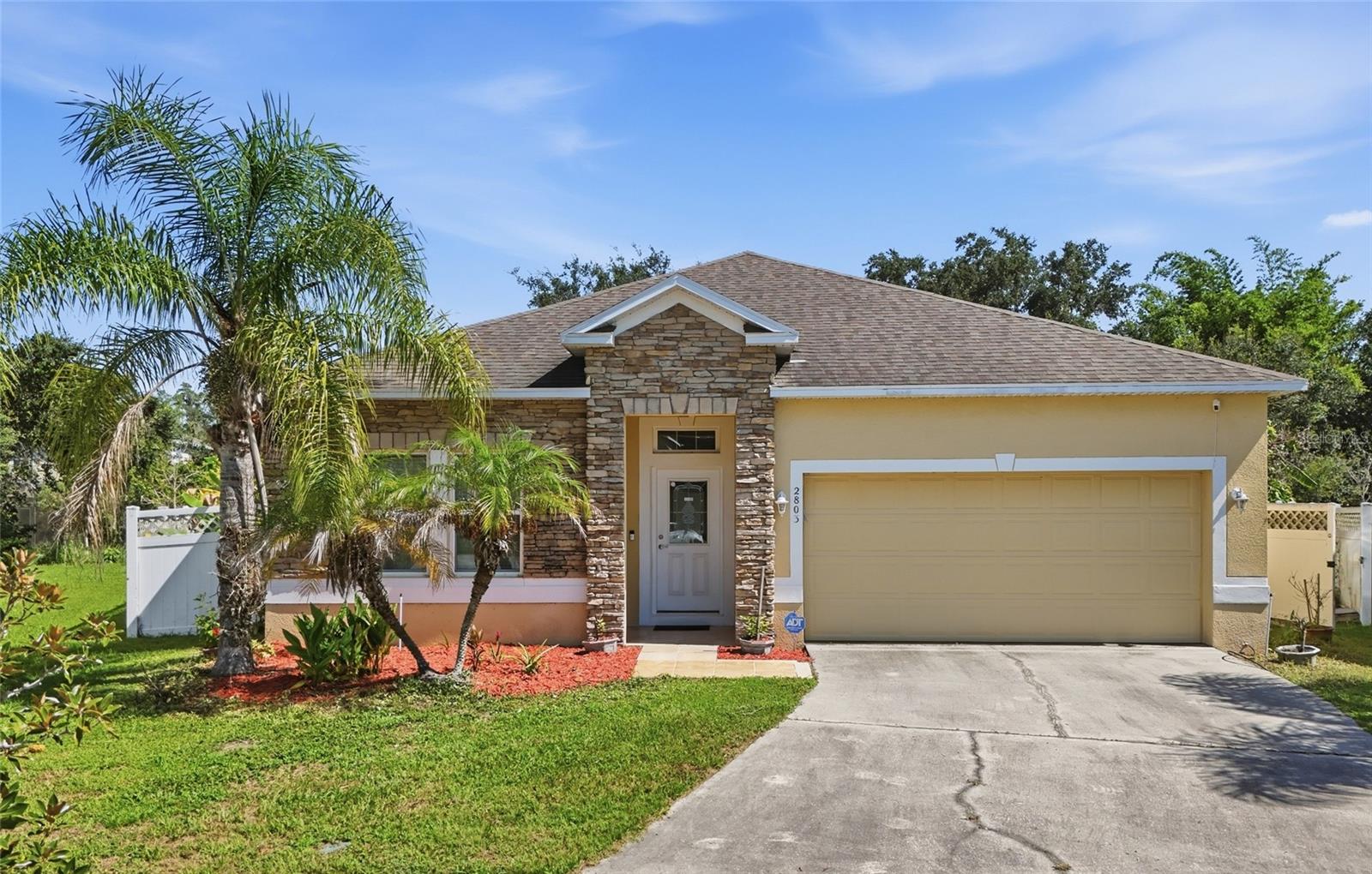 2803 Moonstone Bend — photo