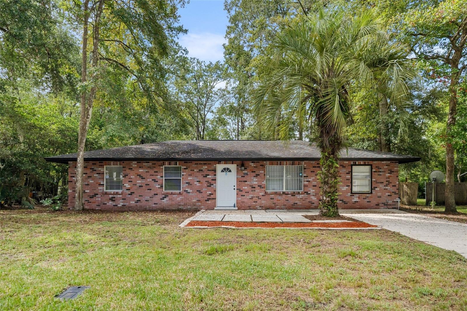 2827 NW 42nd Place — photo