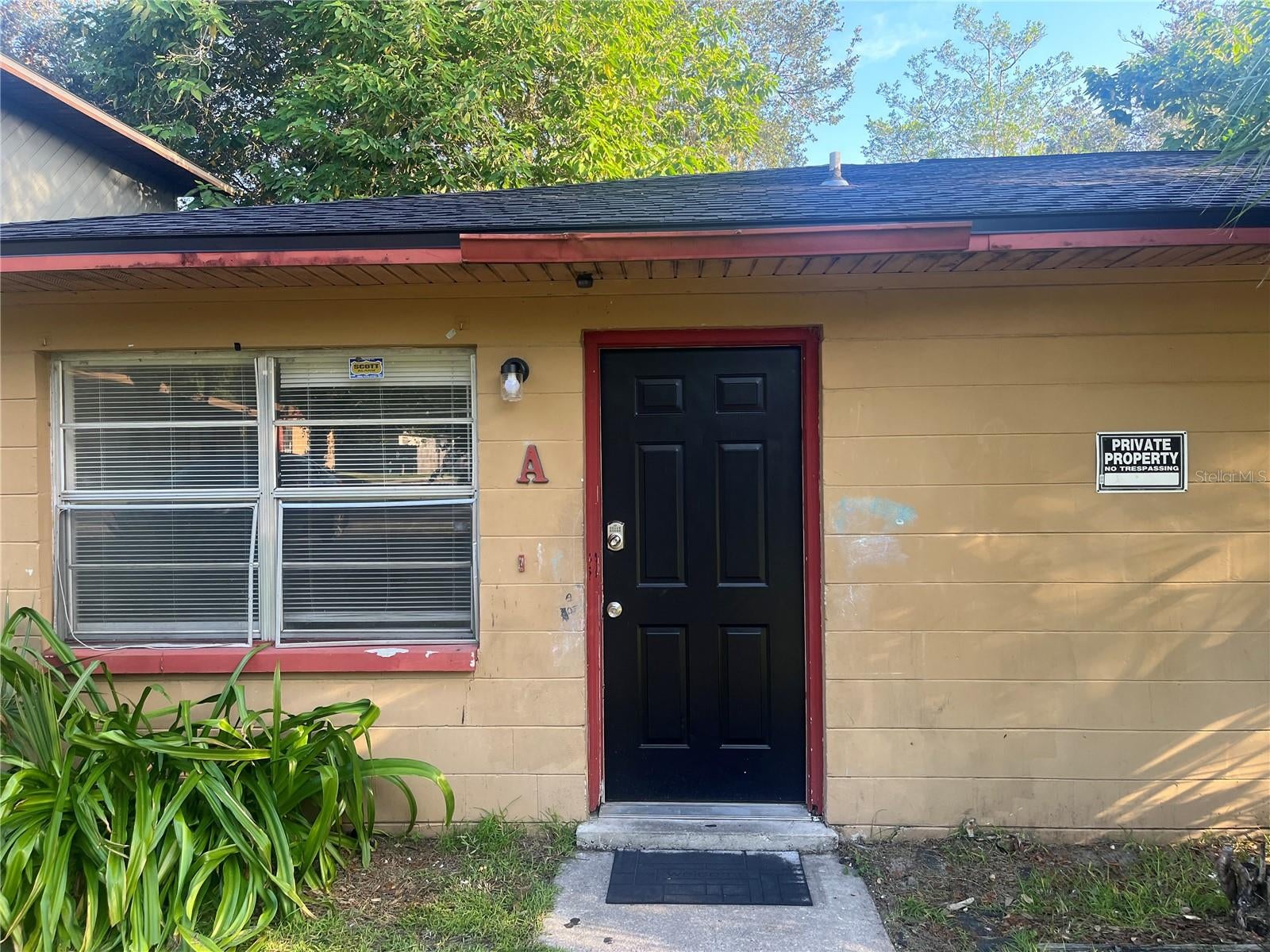 2622 SW 31st Place a — photo