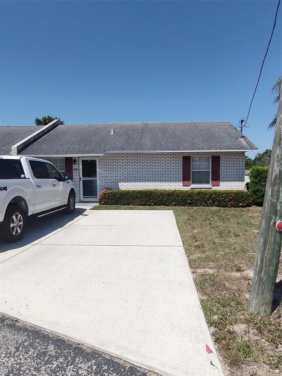1402 Thousand Roses Dr. W. 1402 — photo
