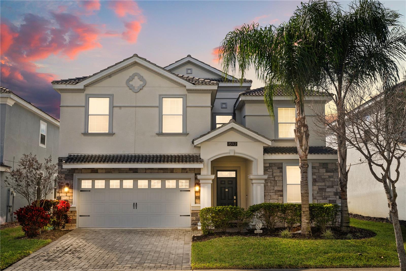 1592 Maidstone Court — photo