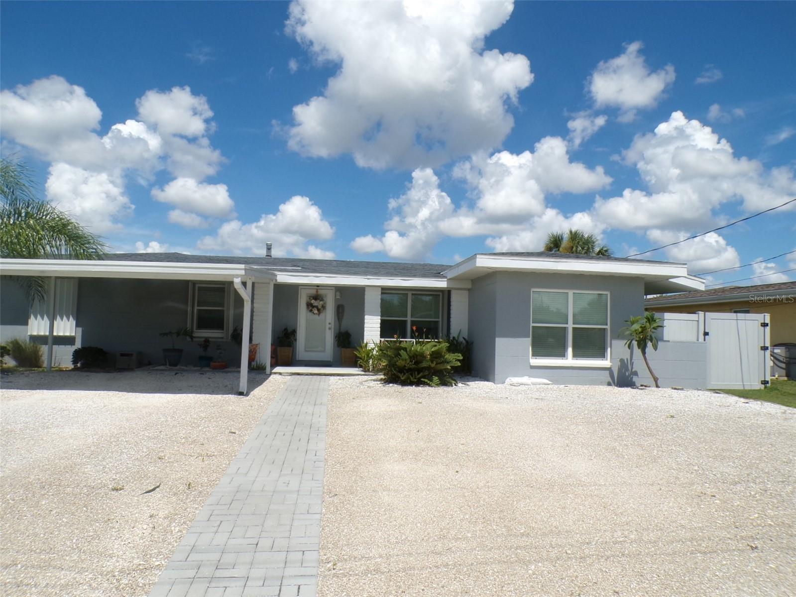 861 Conreid Drive NE — photo