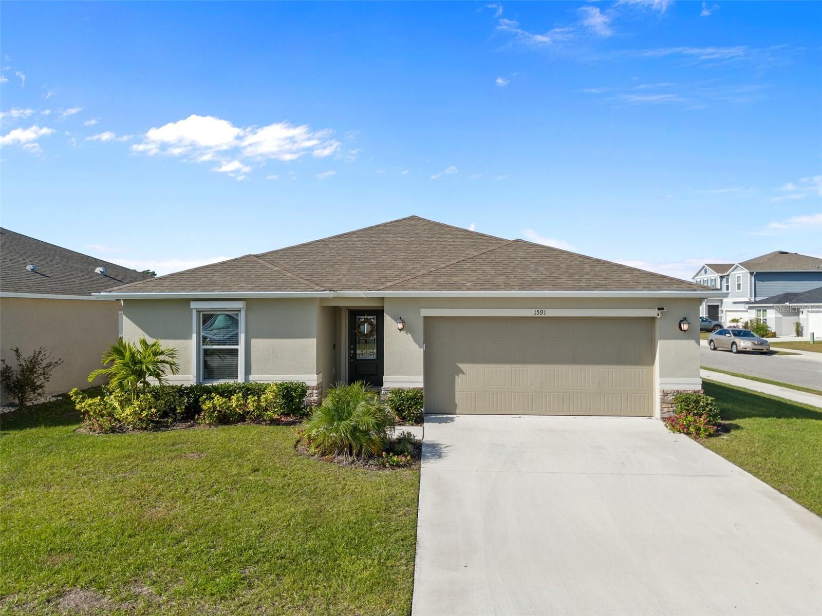 1591 Mattie Pointe Place — photo